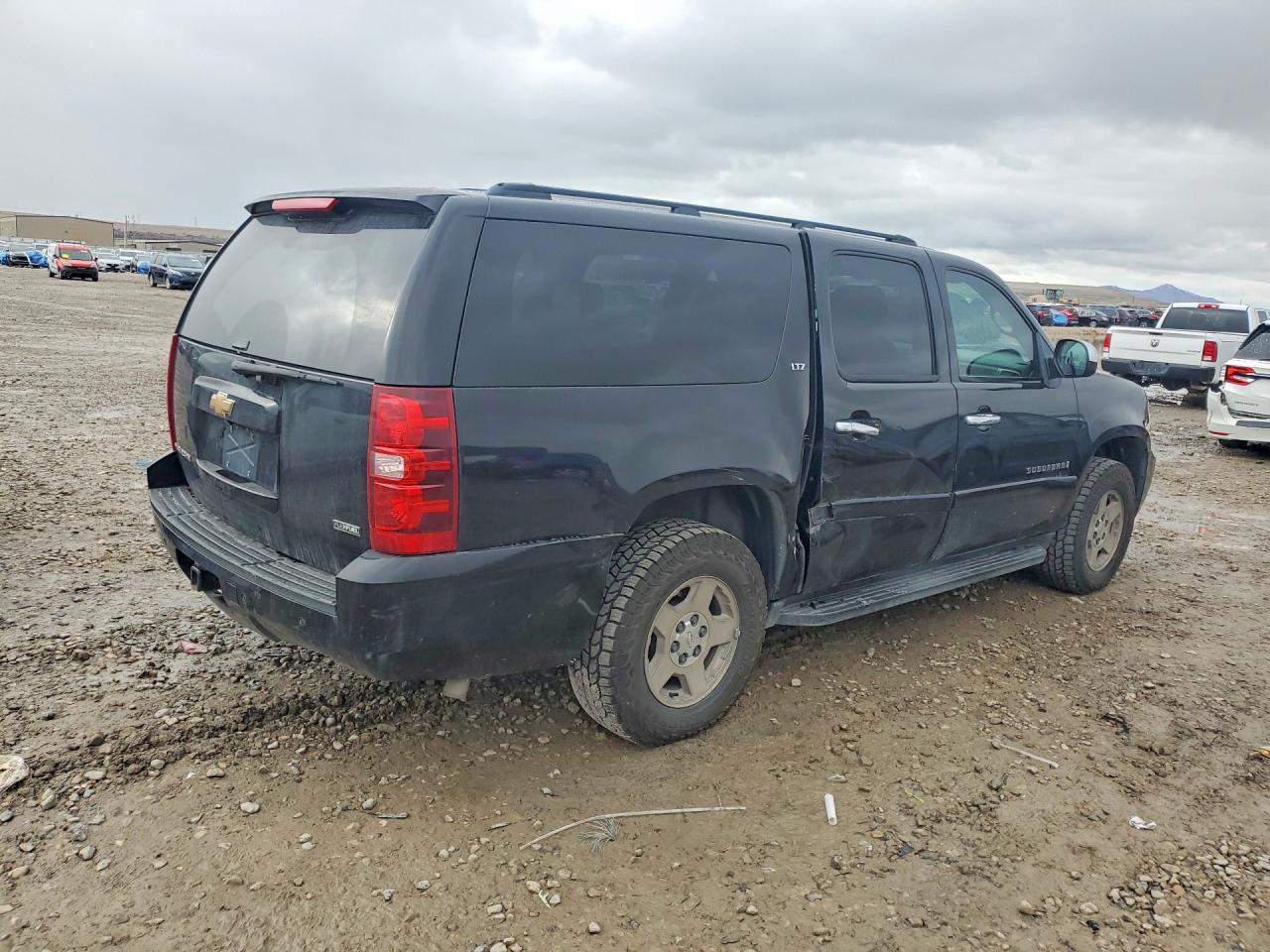 2007 Chevrolet Suburban K1500 Burgundy vin: 3GNFK16367G320092