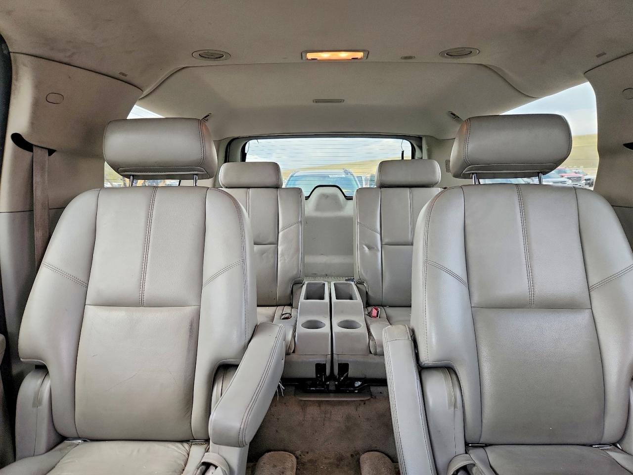 2007 Chevrolet Suburban K1500 Серый vin: 3GNFK16377G104509