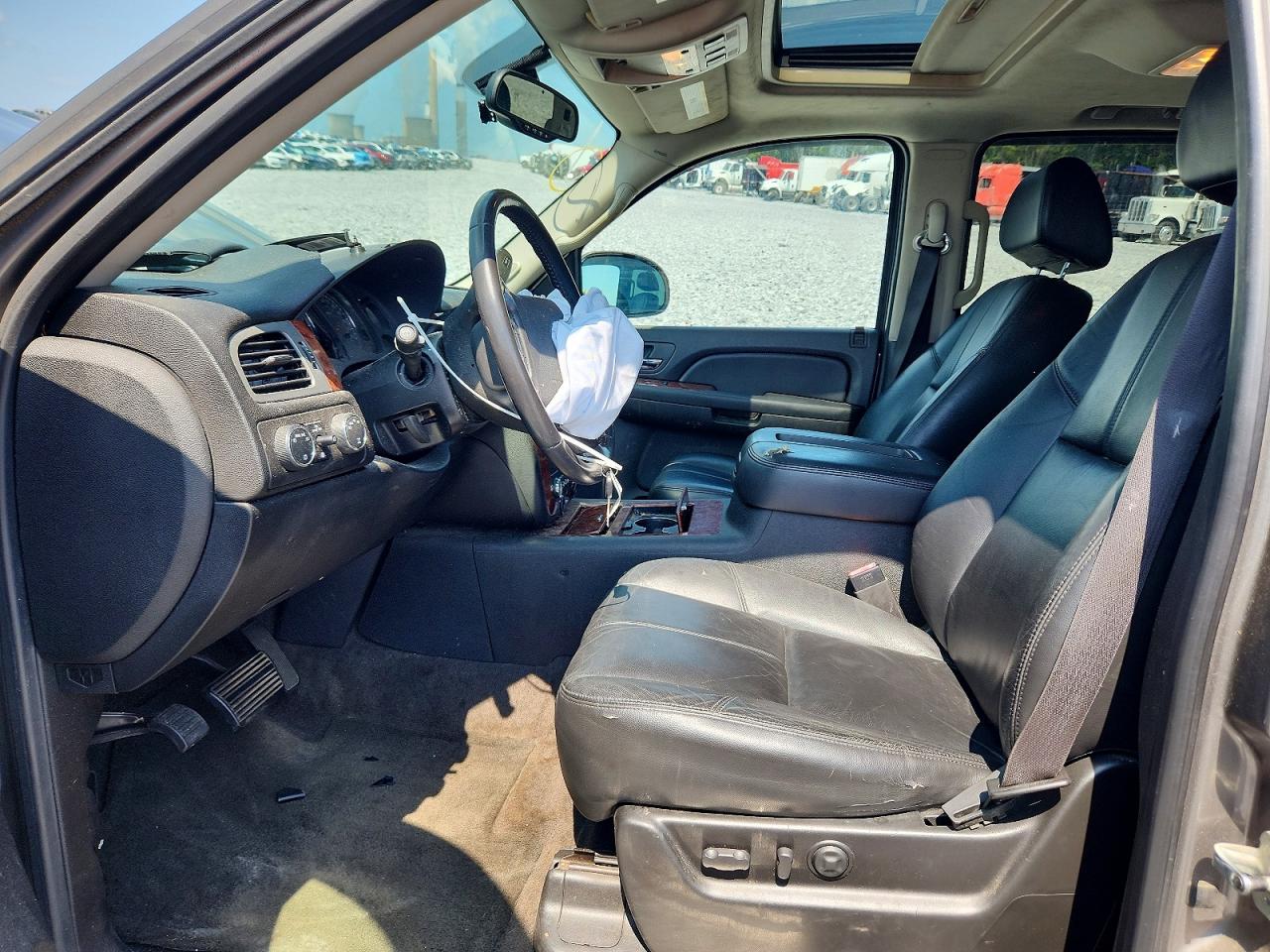 2008 Chevrolet Suburban K1500 Ls Серый vin: 3GNFK16378G164498