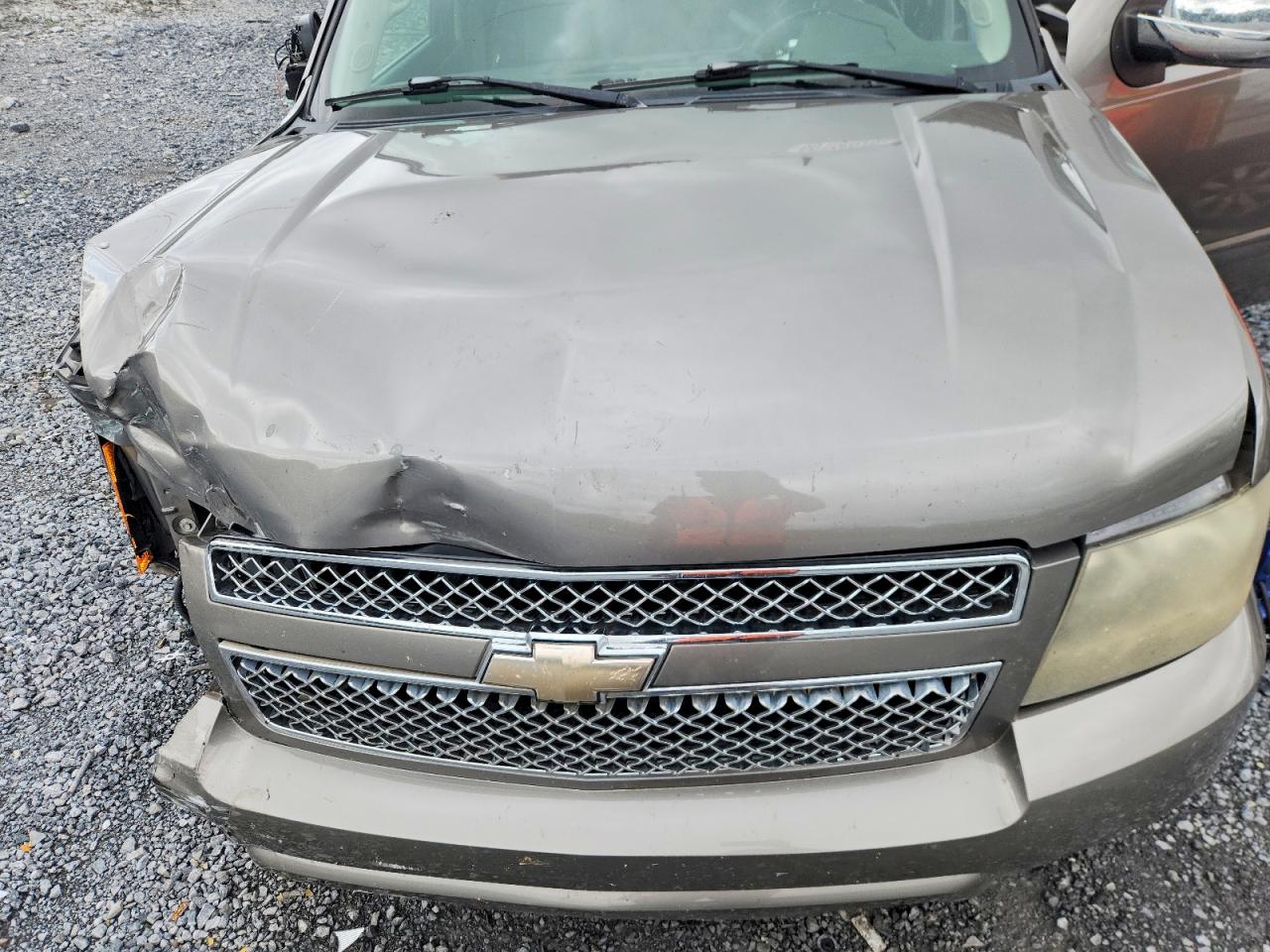 2008 Chevrolet Suburban K1500 Ls Серый vin: 3GNFK16378G164498