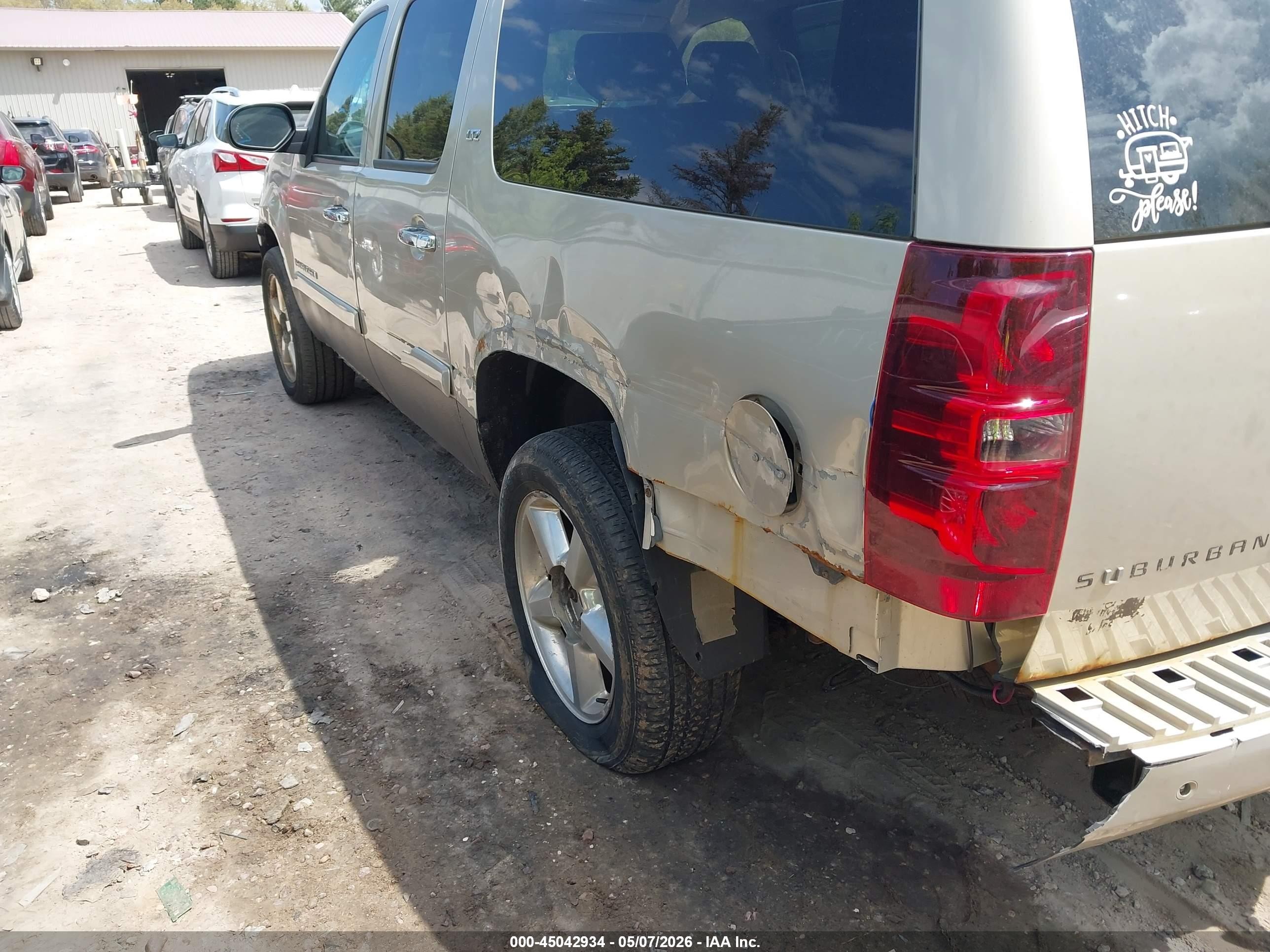 2008 Chevrolet Suburban 1500 Ltz Beige vin: 3GNFK16378G176554