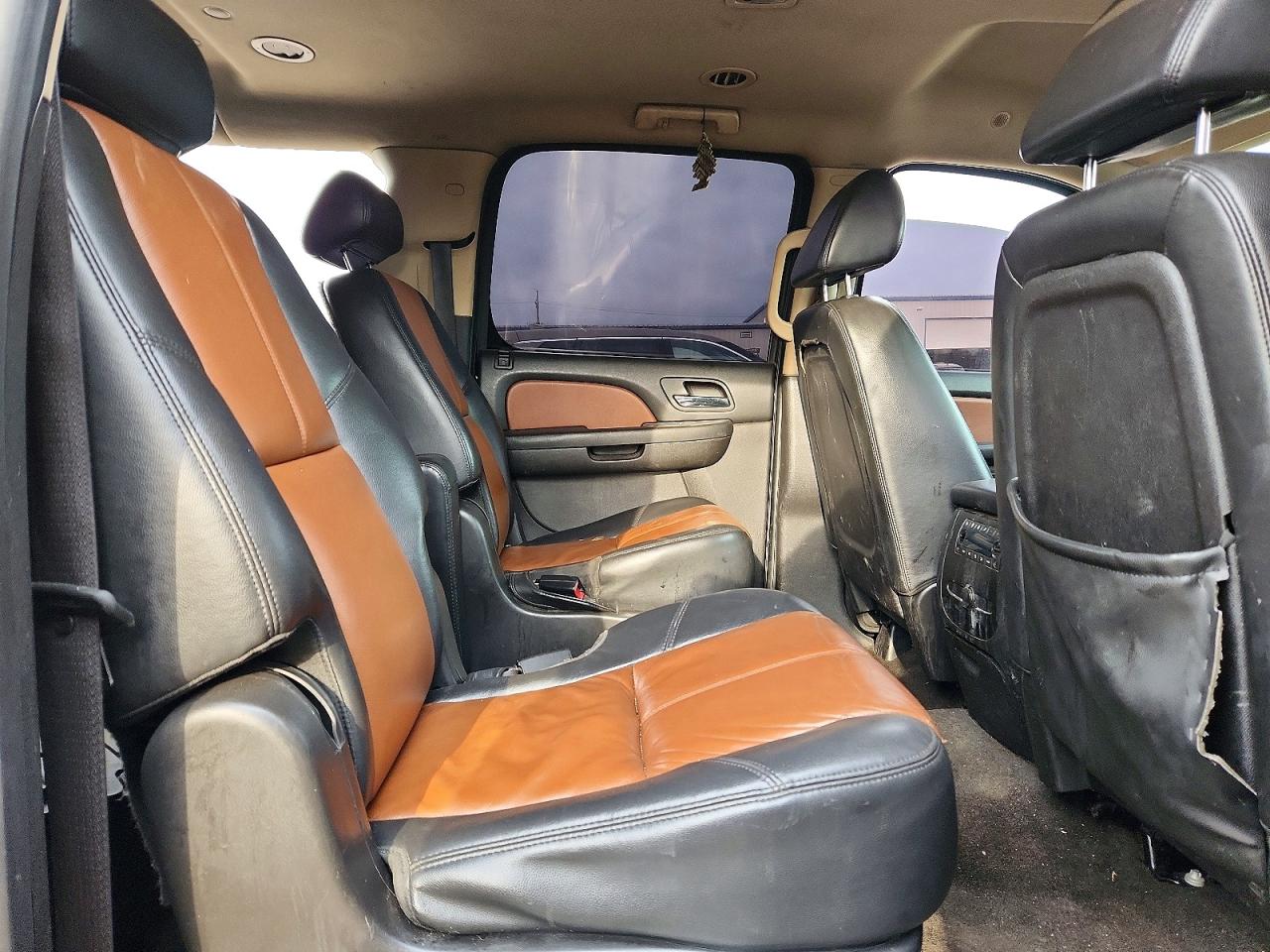 2008 Chevrolet Suburban K1500 Ls Black vin: 3GNFK16378G199722