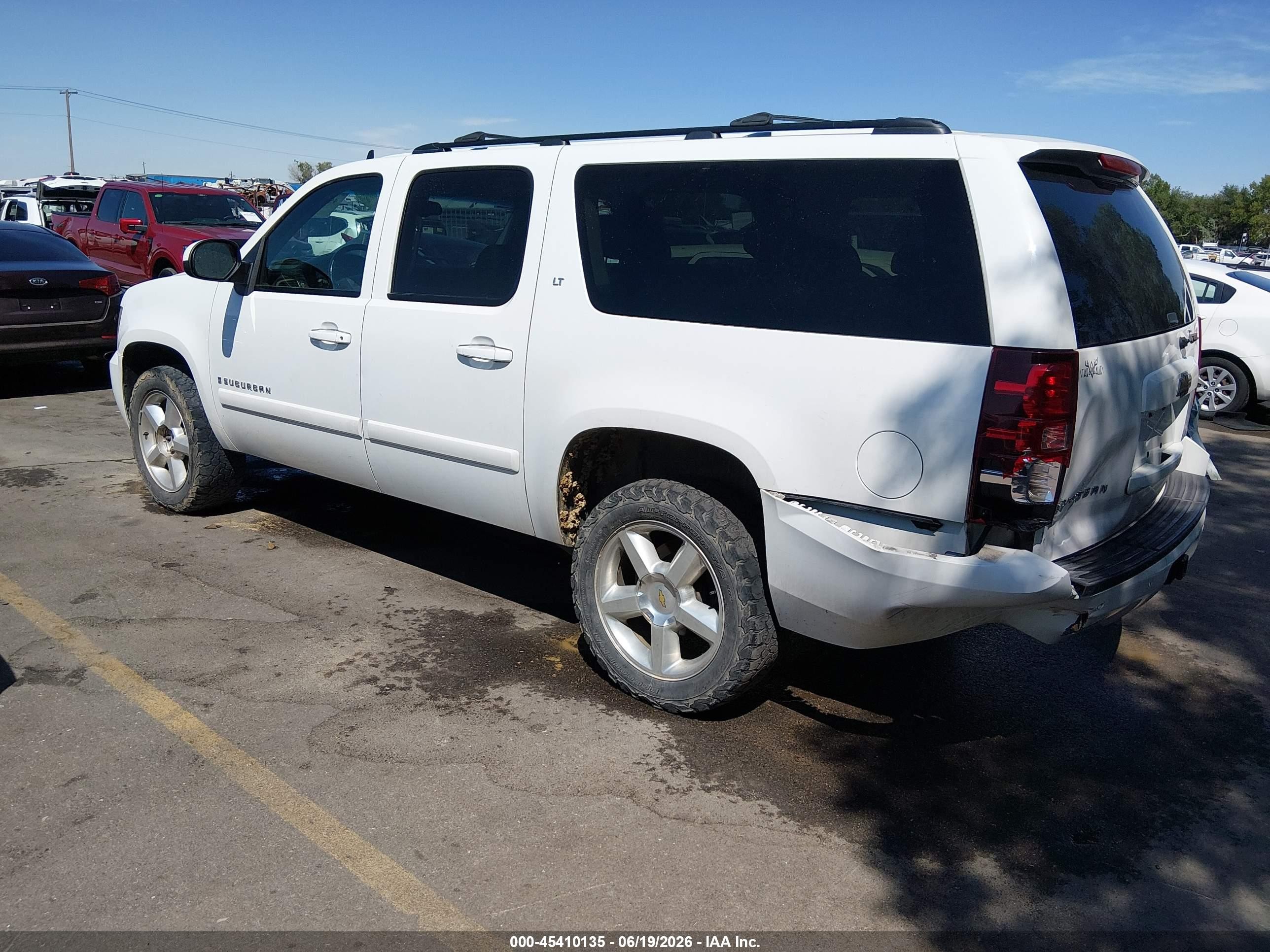 2008 Chevrolet Suburban 1500 Lt White vin: 3GNFK16388G159682