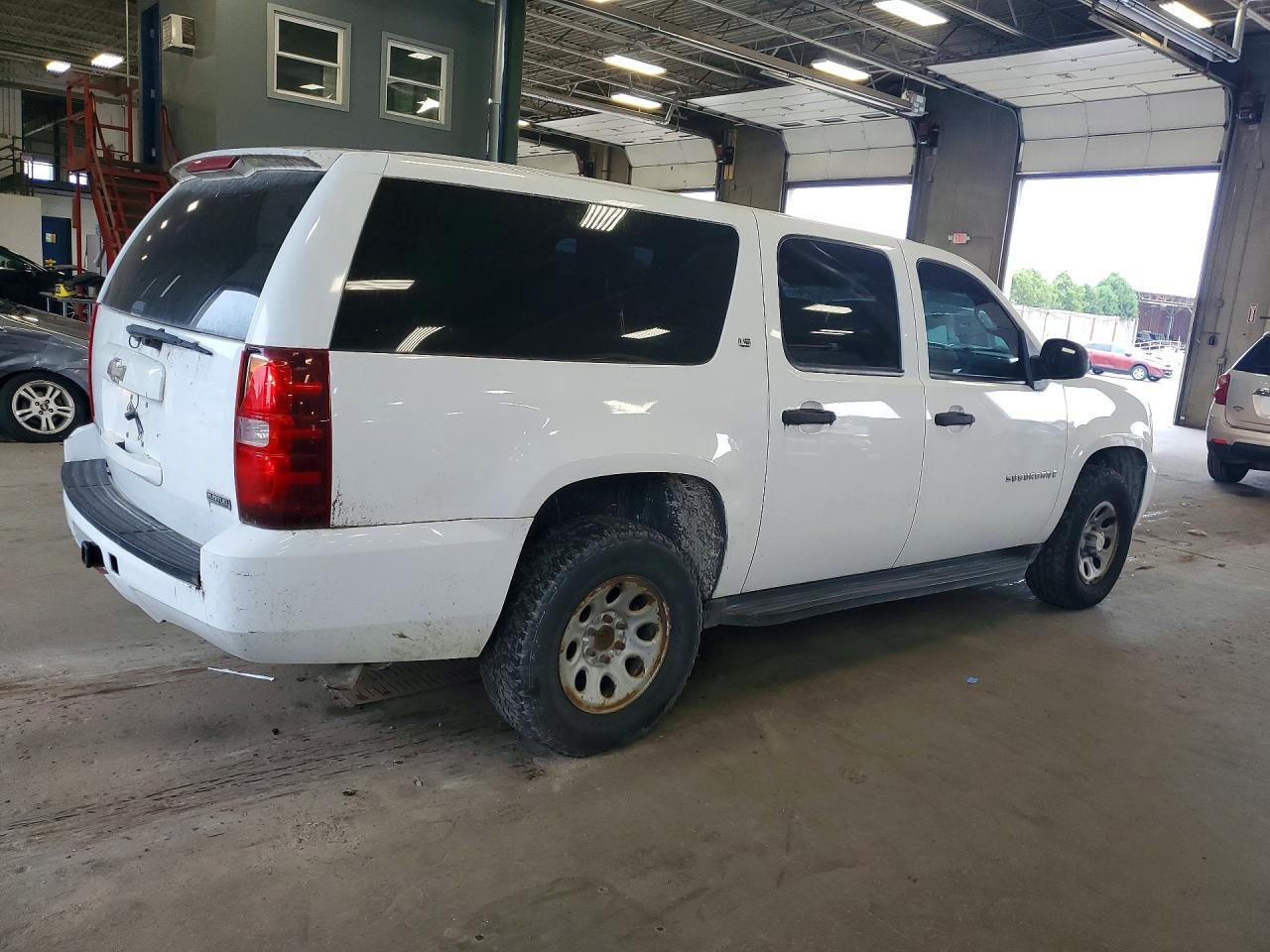 2008 Chevrolet Suburban K1500 Ls White vin: 3GNFK16388G303618