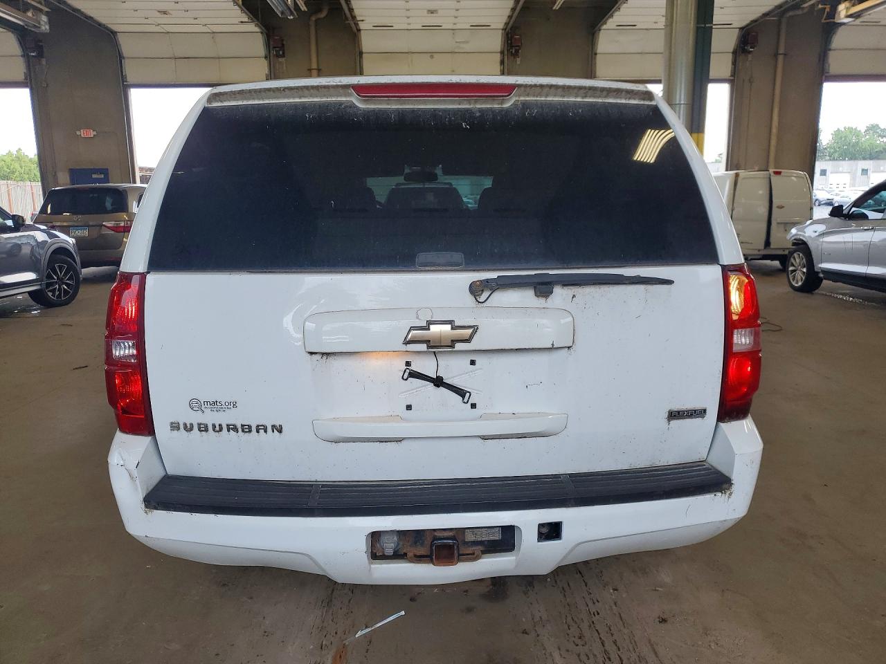 2008 Chevrolet Suburban K1500 Ls White vin: 3GNFK16388G303618