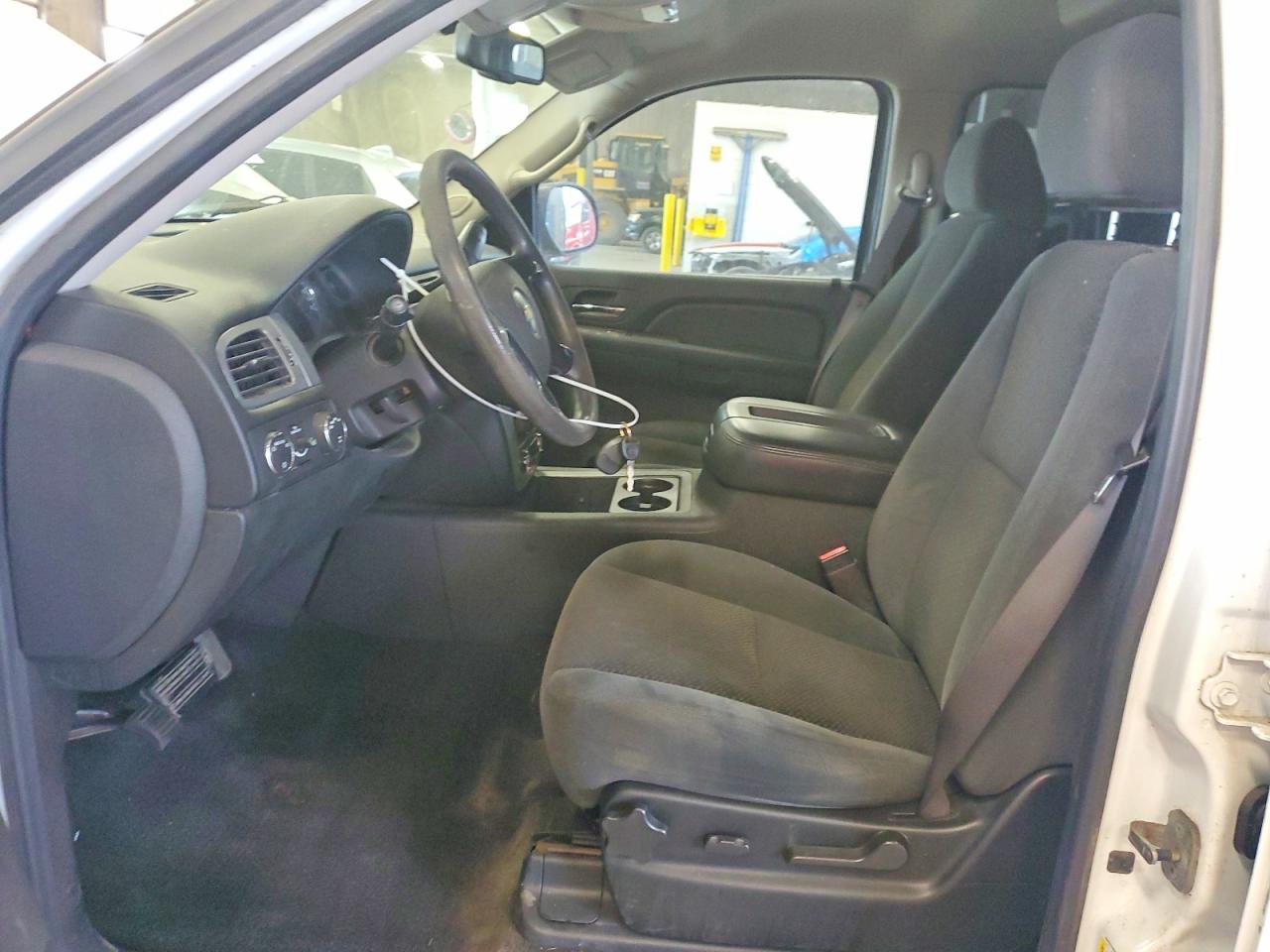 2008 Chevrolet Suburban K1500 Ls White vin: 3GNFK16388G303618