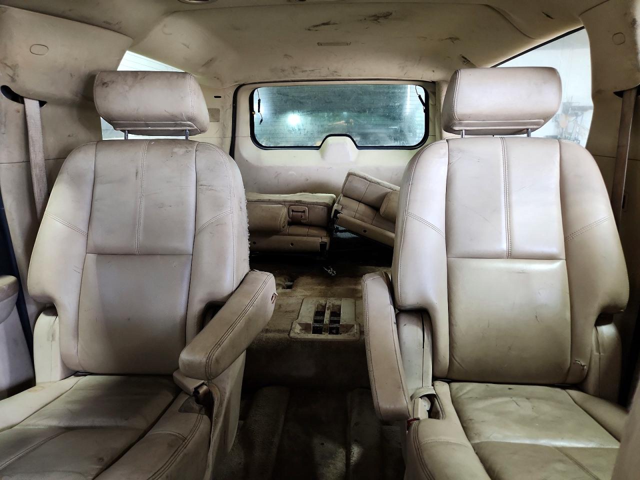2008 Chevrolet Suburban K1500 Ls Tan vin: 3GNFK163X8G183093