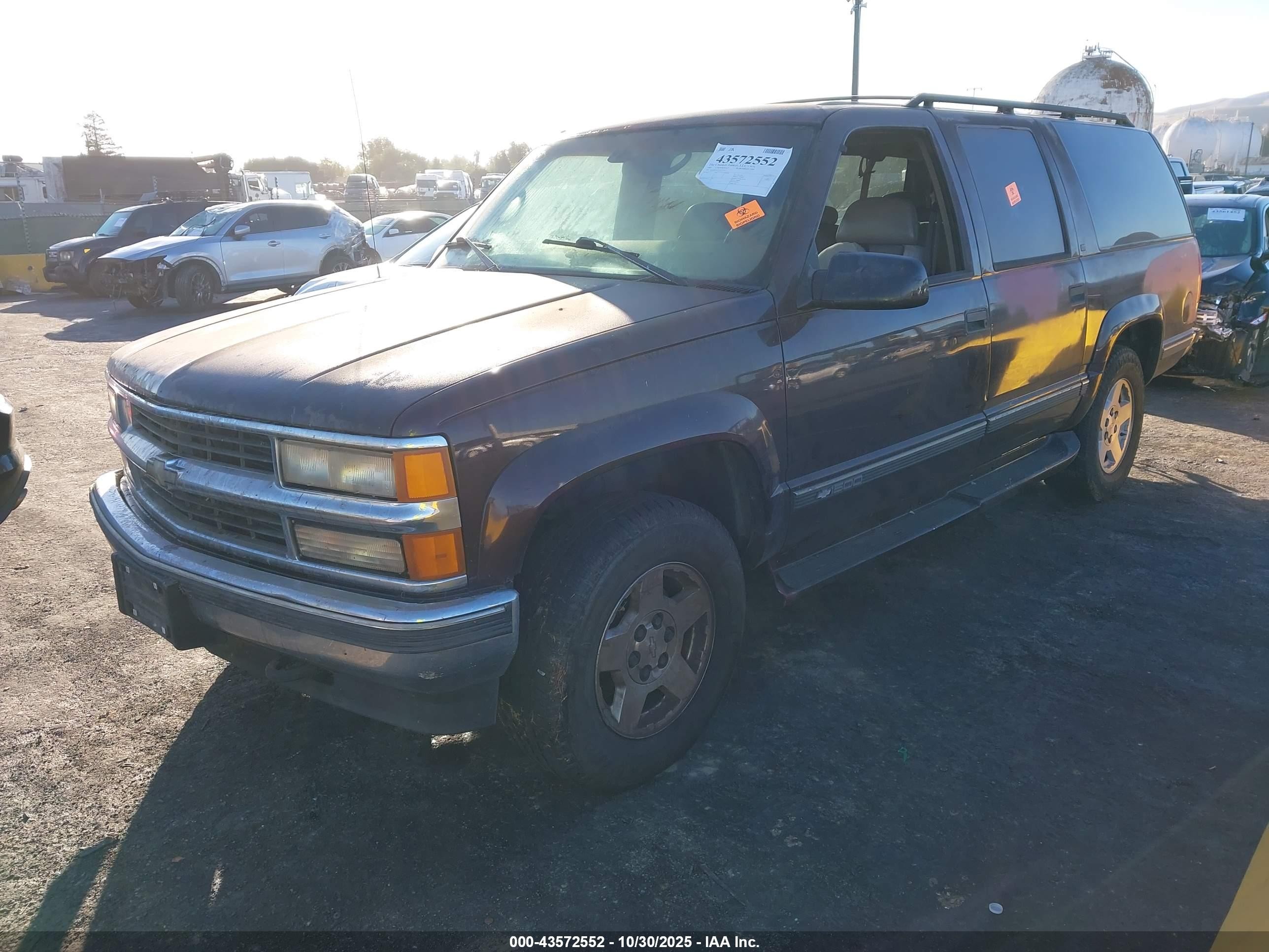 1997 Chevrolet Suburban 1500   Purple vin: 3GNFK16R1VG135563