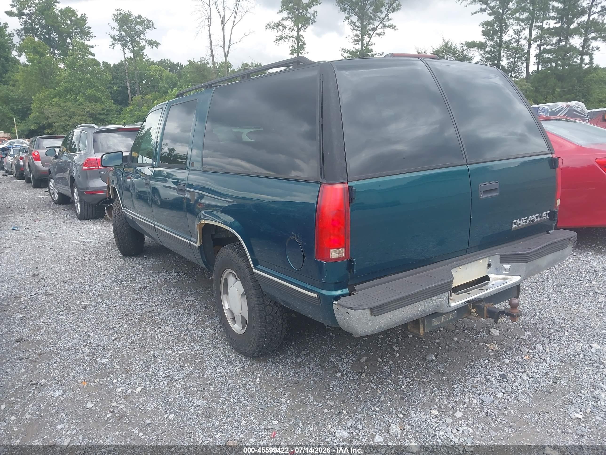 1997 Chevrolet Suburban 1500   Green vin: 3GNFK16R1VG177862
