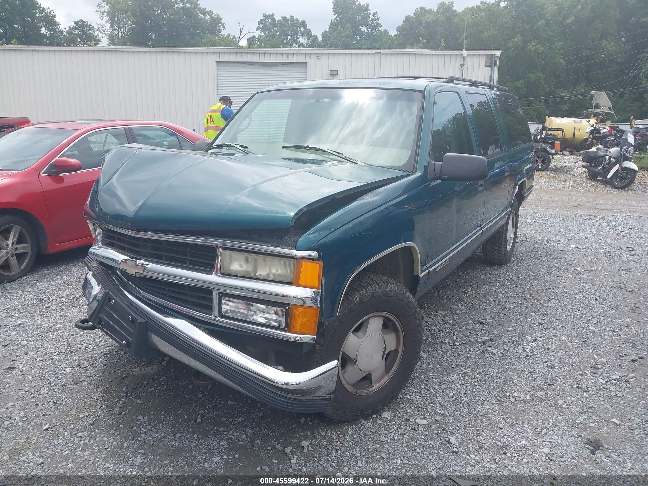 1997 Chevrolet Suburban 1500   Green vin: 3GNFK16R1VG177862
