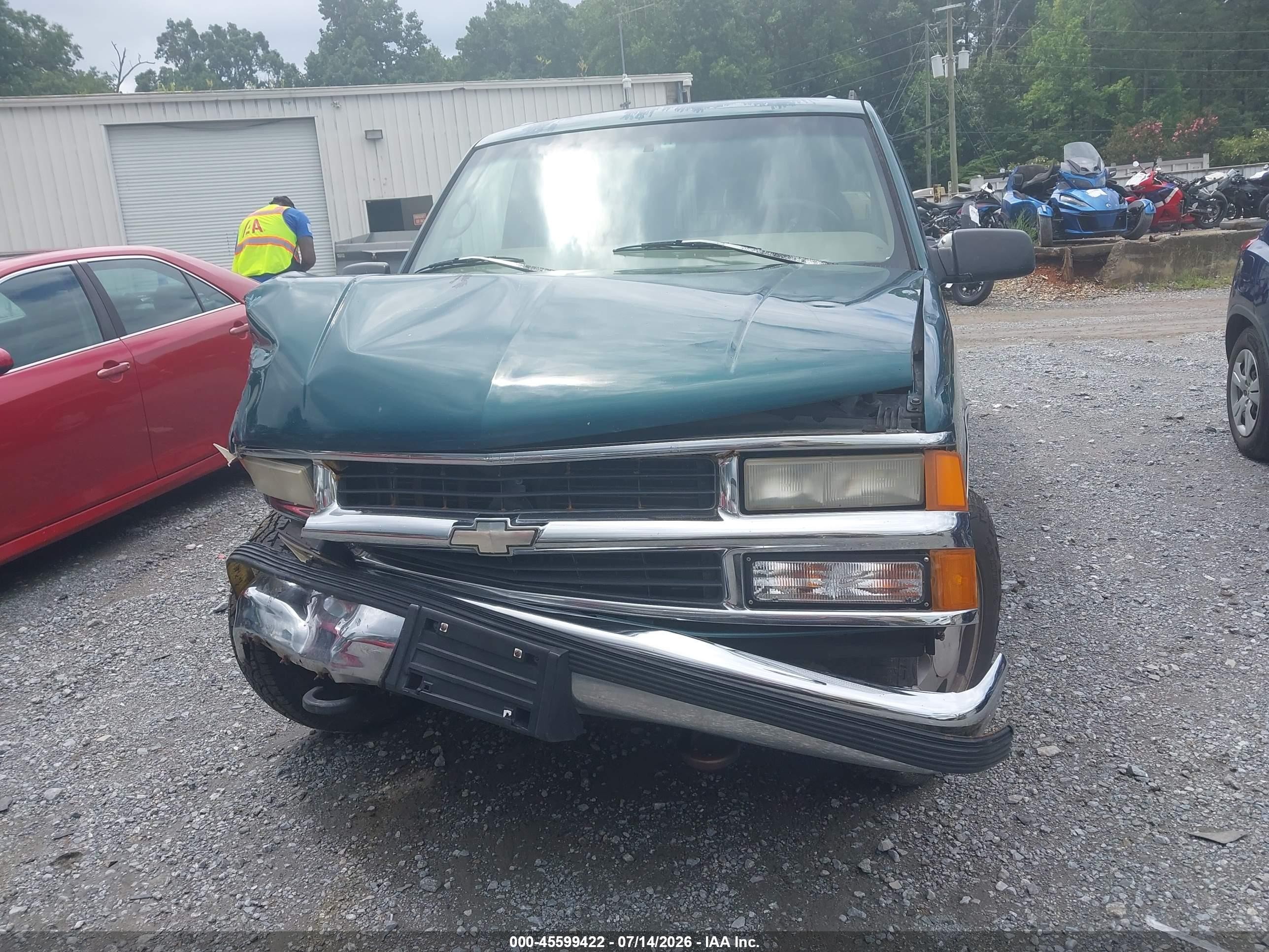 1997 Chevrolet Suburban 1500   Green vin: 3GNFK16R1VG177862