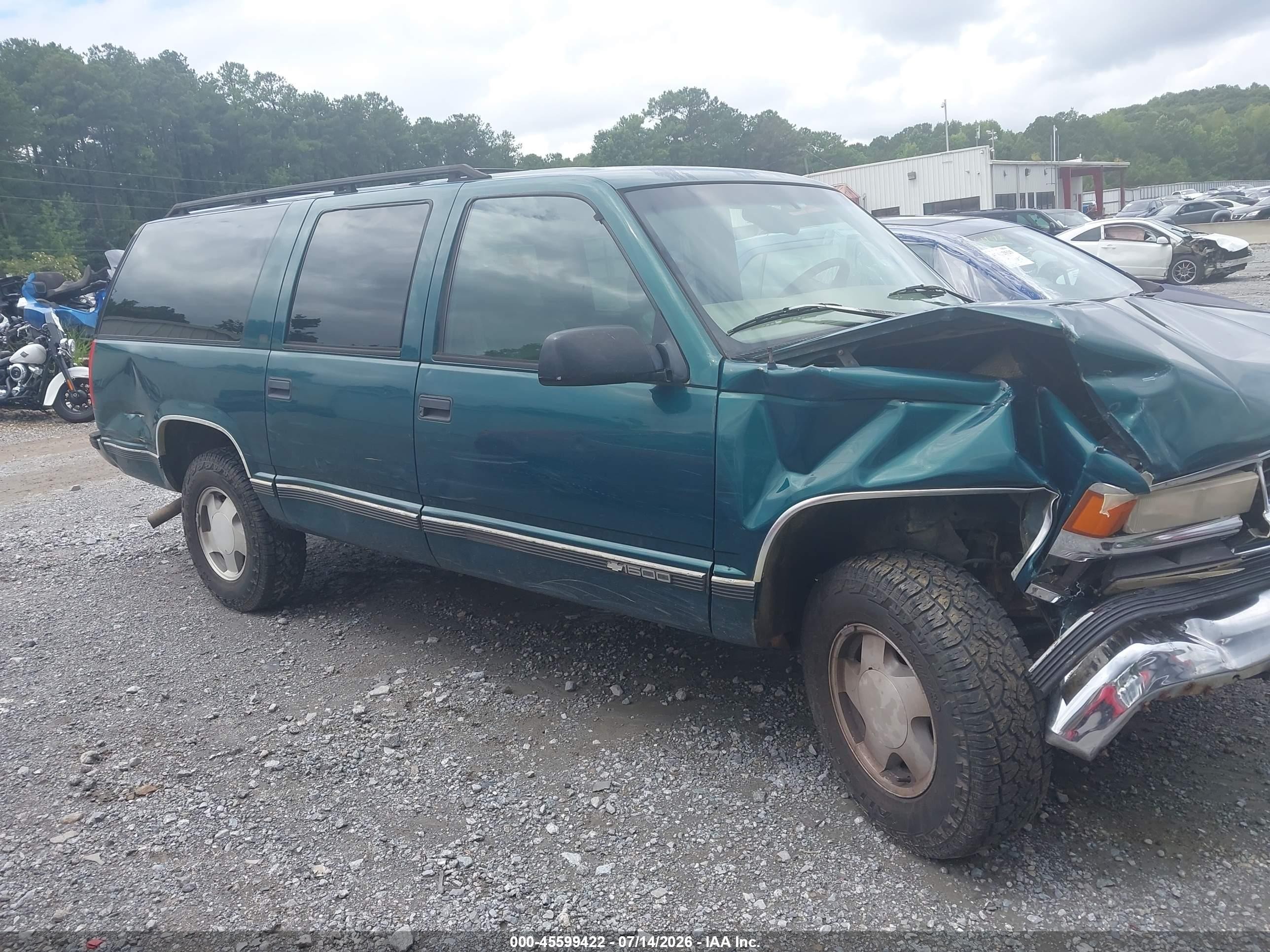 1997 Chevrolet Suburban 1500   Green vin: 3GNFK16R1VG177862