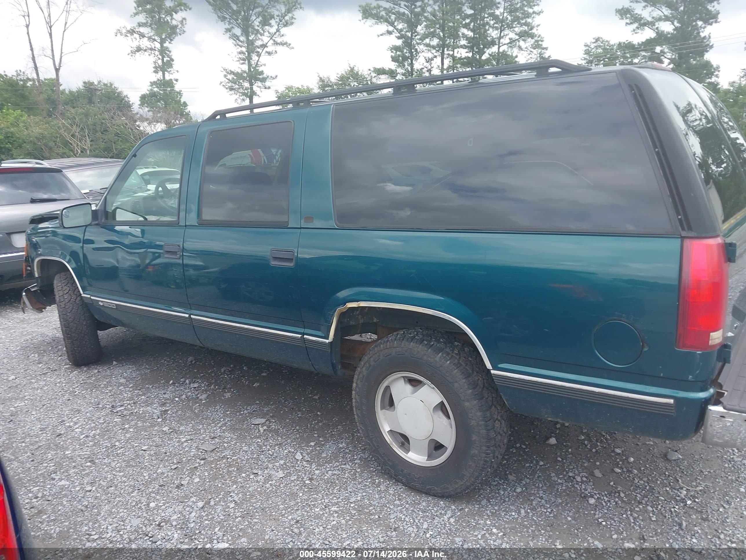1997 Chevrolet Suburban 1500   Green vin: 3GNFK16R1VG177862