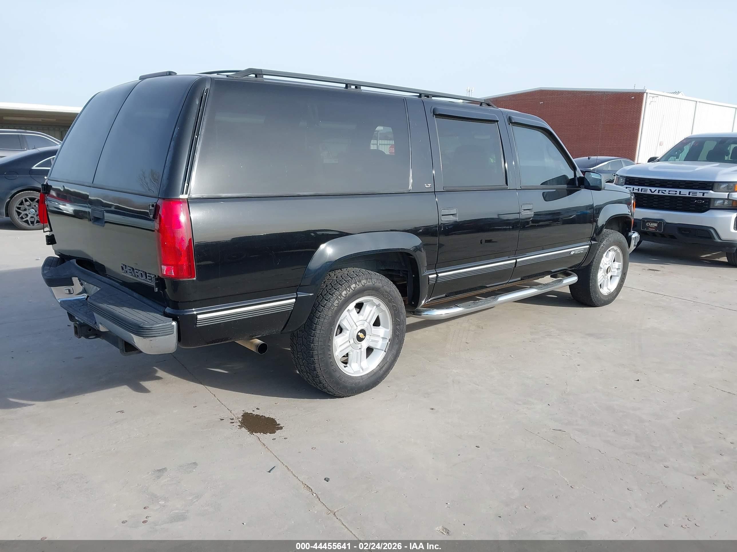 1997 Chevrolet Suburban 1500   Black vin: 3GNFK16R1VG188540
