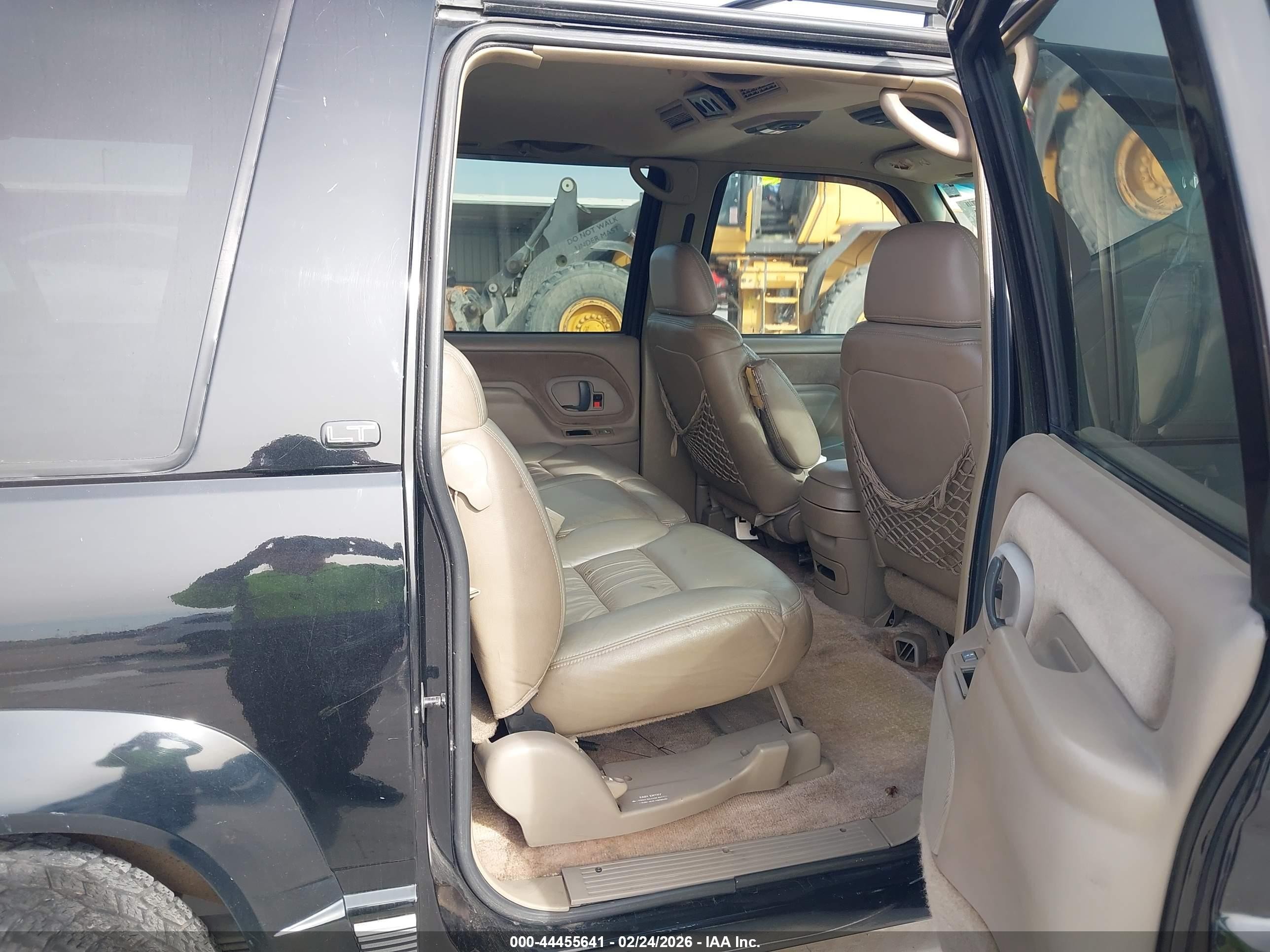 1997 Chevrolet Suburban 1500   Black vin: 3GNFK16R1VG188540