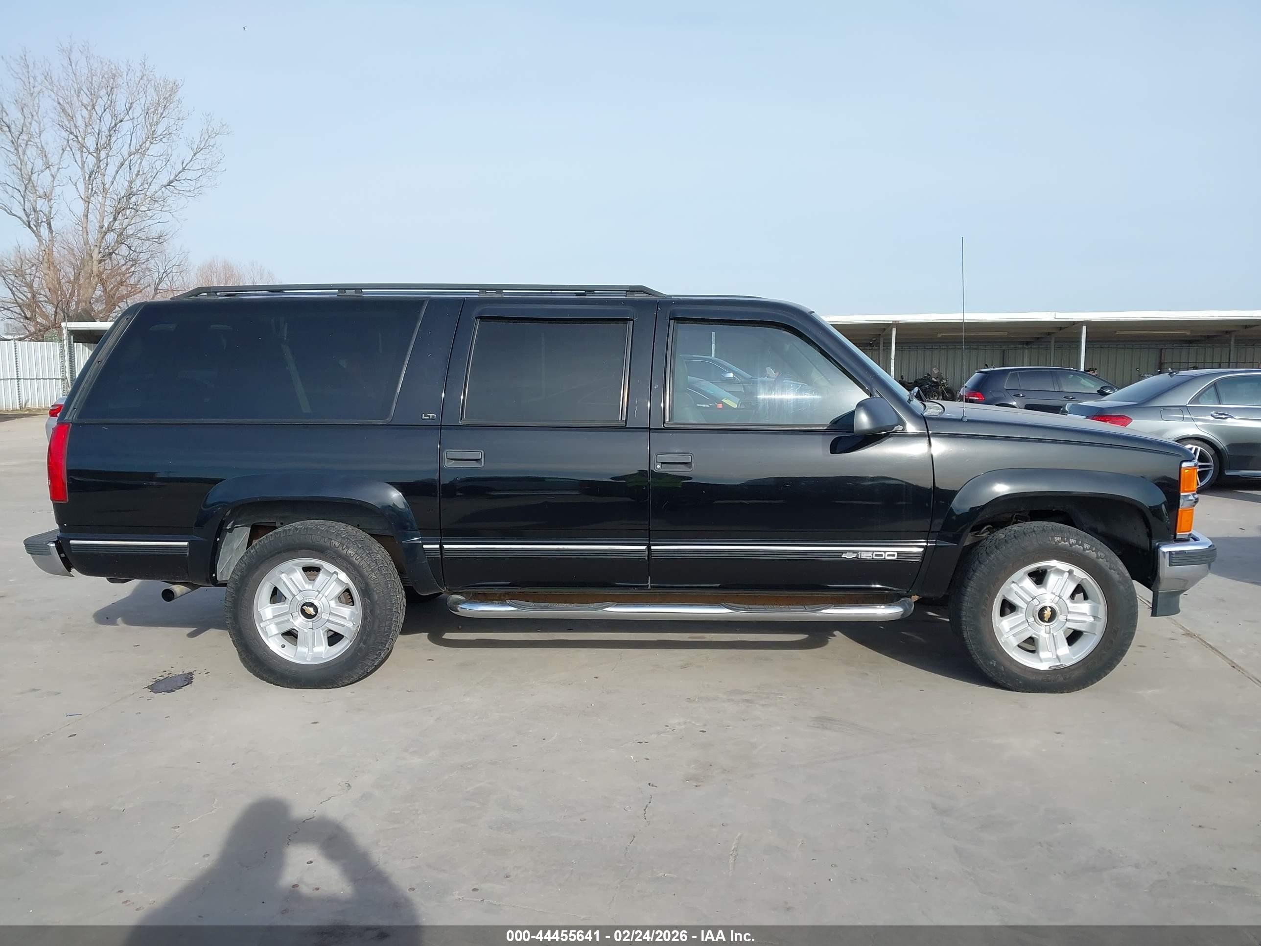 1997 Chevrolet Suburban 1500   Black vin: 3GNFK16R1VG188540