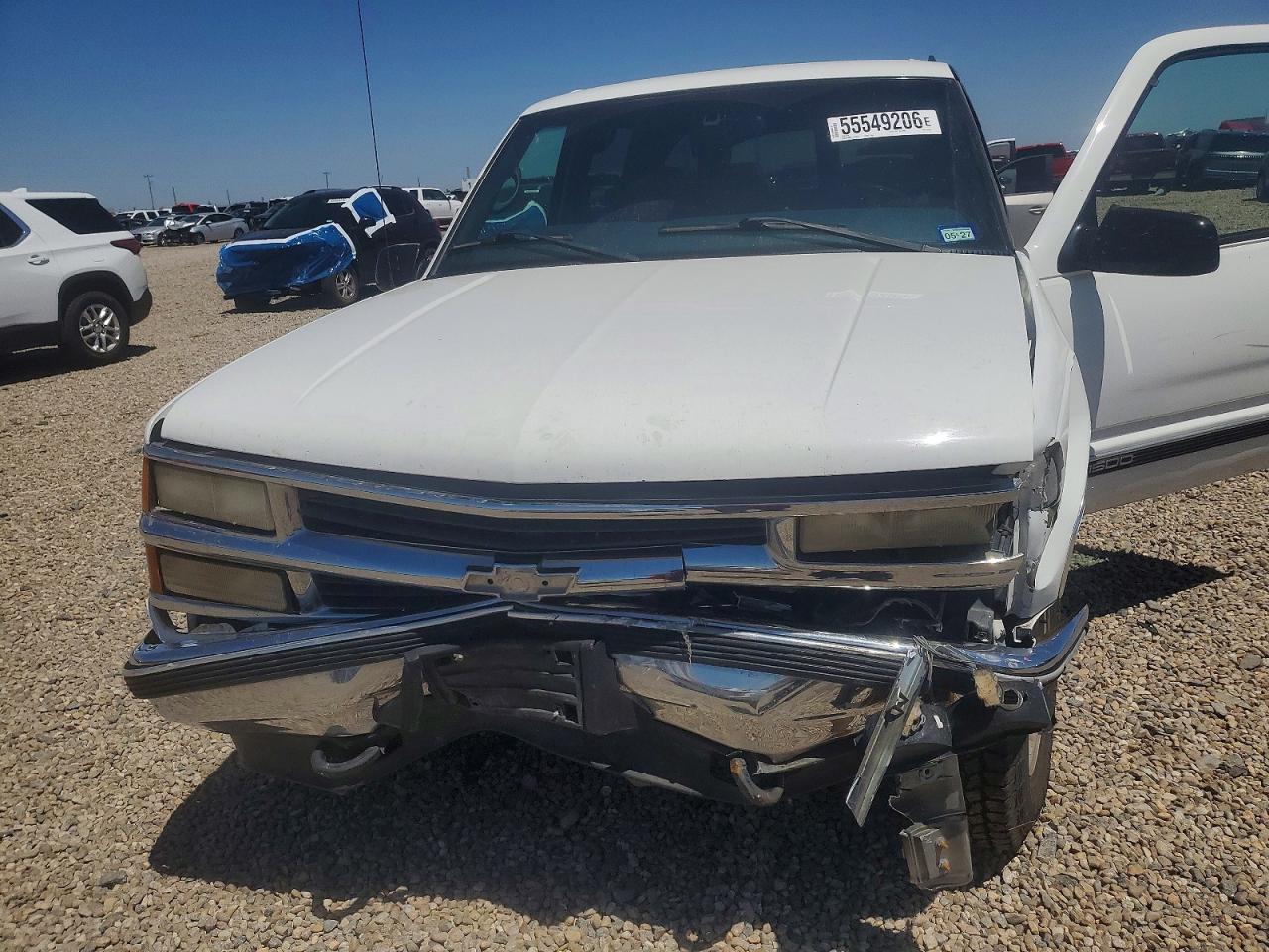 1999 Chevrolet Suburban K1500 White vin: 3GNFK16R1XG264230