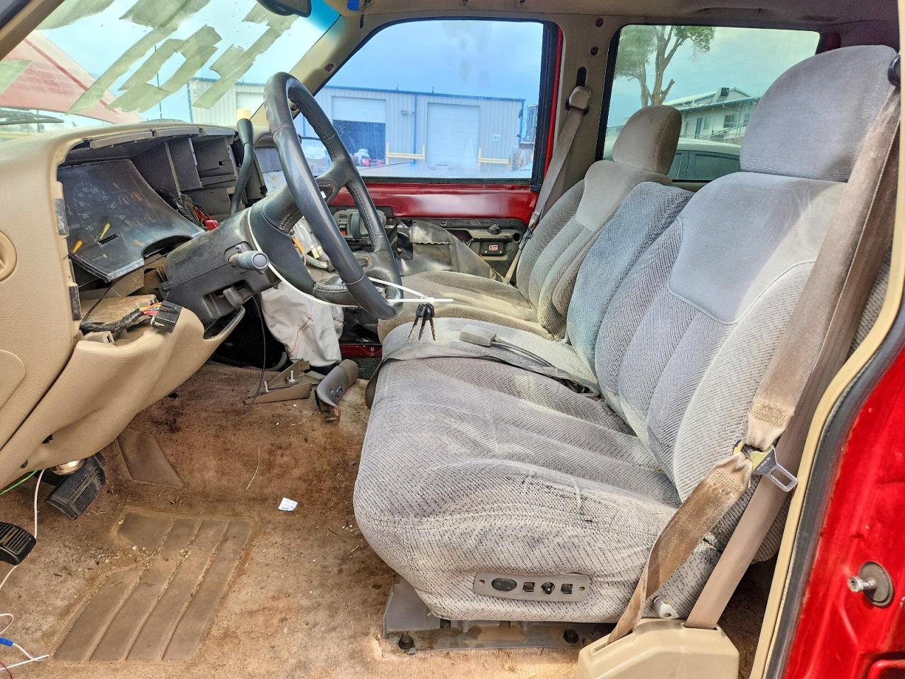 1997 Chevrolet Suburban K1500 Красный vin: 3GNFK16R2VG123003
