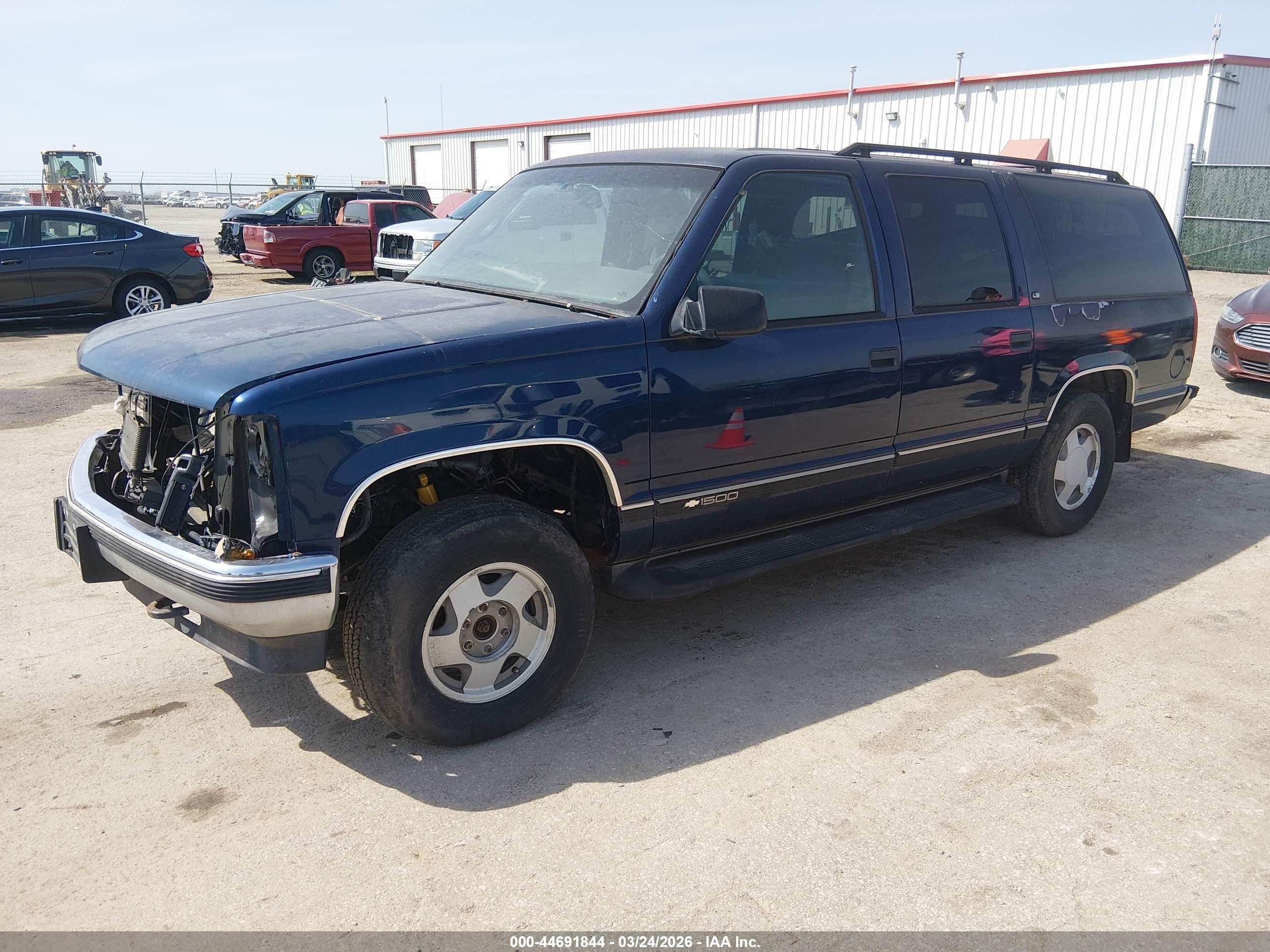 1997 Chevrolet Suburban 1500   Dark Blue vin: 3GNFK16R2VG189406