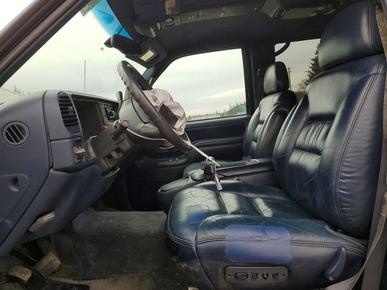 1998 Chevrolet Suburban K1500 Blue vin: 3GNFK16R2WG150977