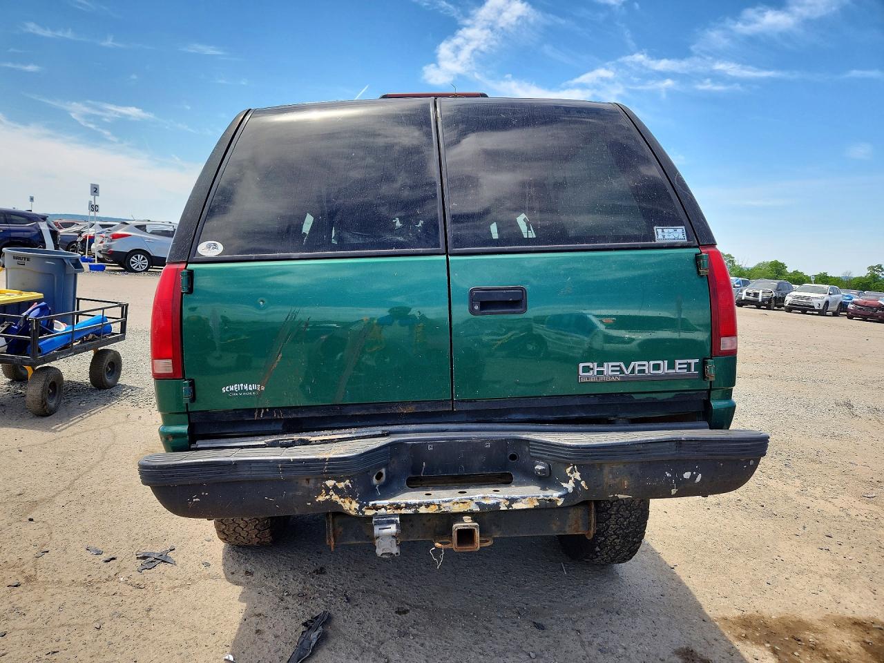 1999 Chevrolet Suburban K1500 Зеленый vin: 3GNFK16R2XG199002