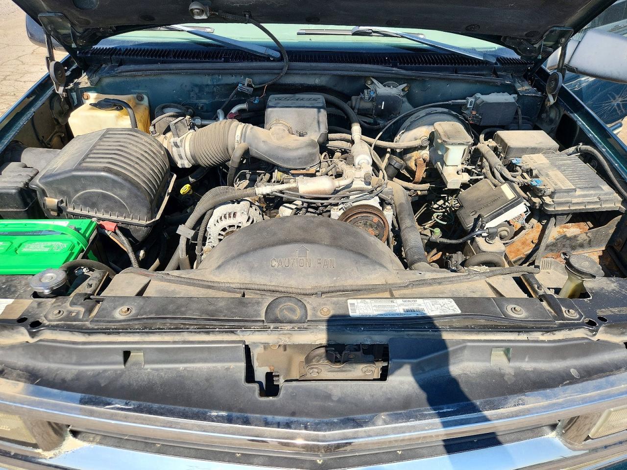 1998 Chevrolet Suburban Teal vin: 3GNFK16R3WG146064