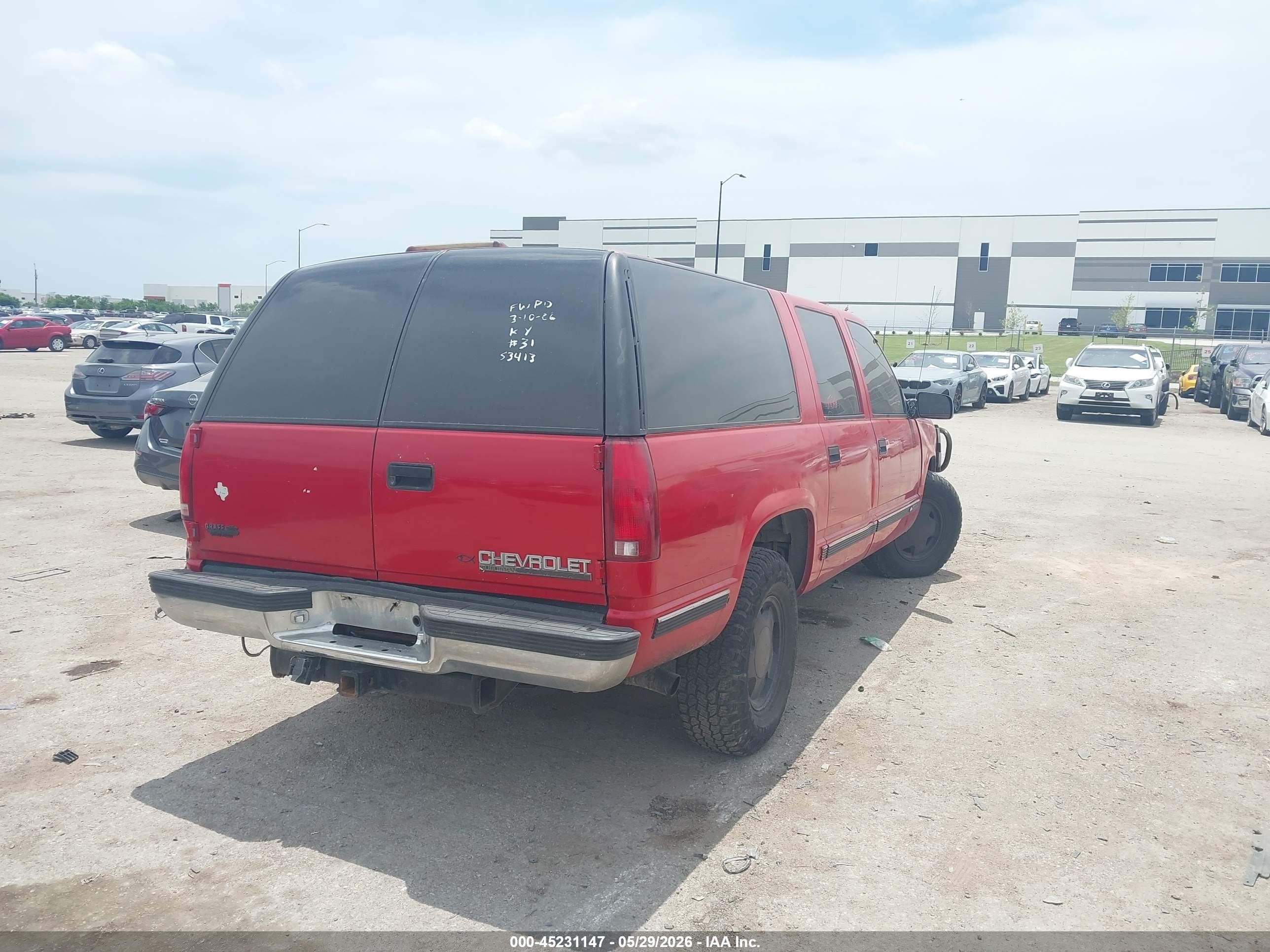 1998 Chevrolet Suburban 1500   Red vin: 3GNFK16R4WG149880