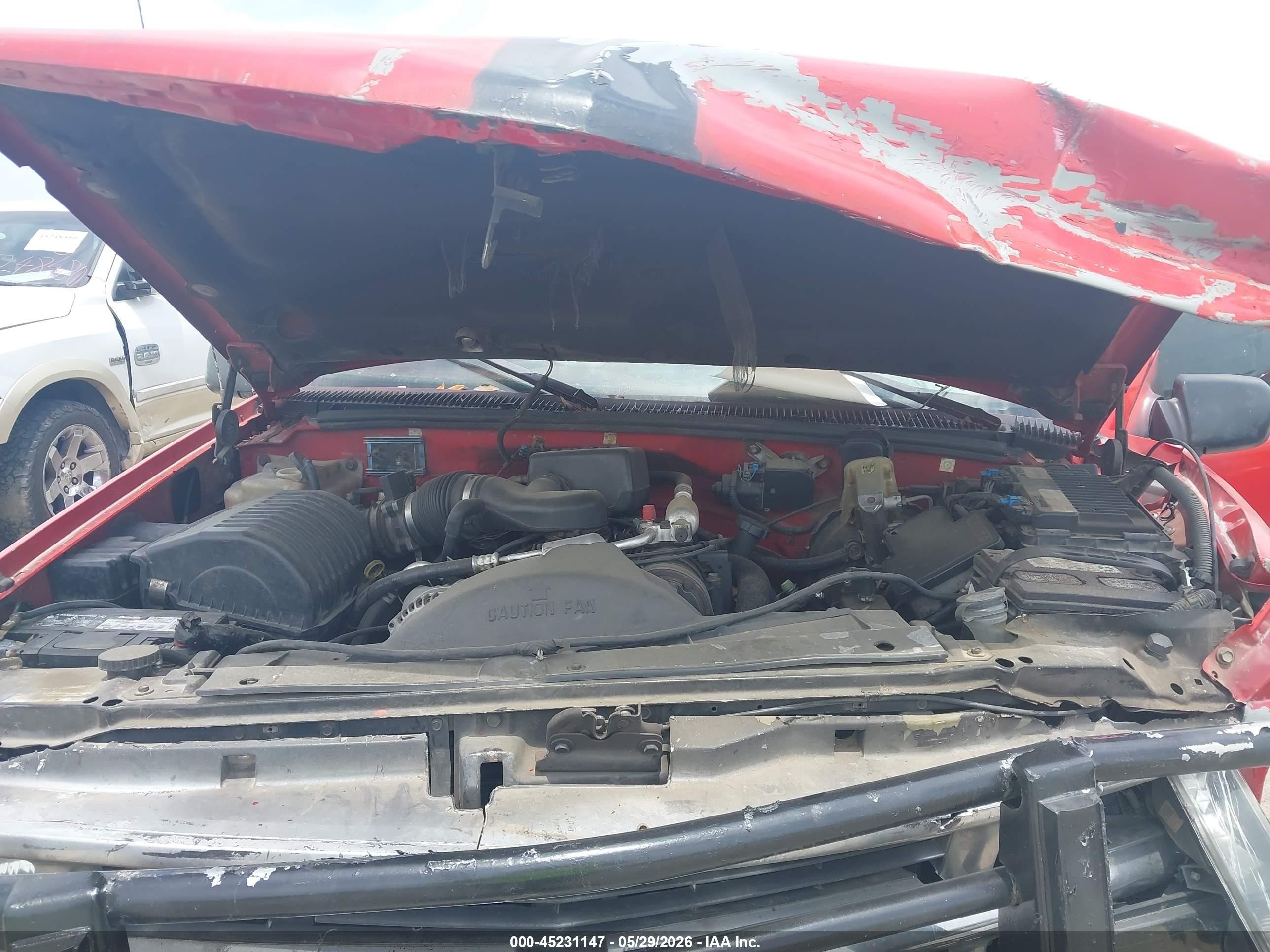 1998 Chevrolet Suburban 1500   Red vin: 3GNFK16R4WG149880