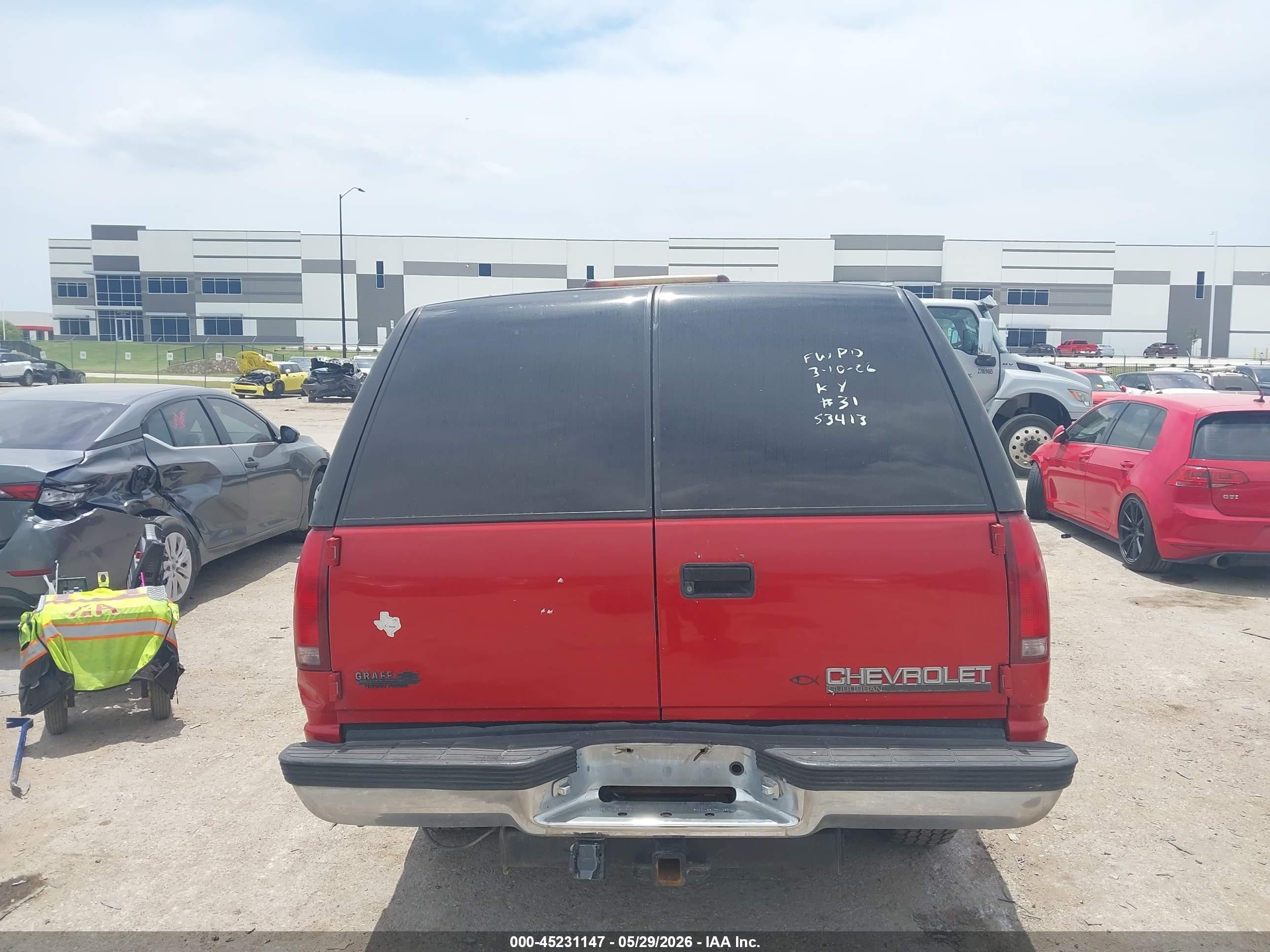 1998 Chevrolet Suburban 1500   Red vin: 3GNFK16R4WG149880