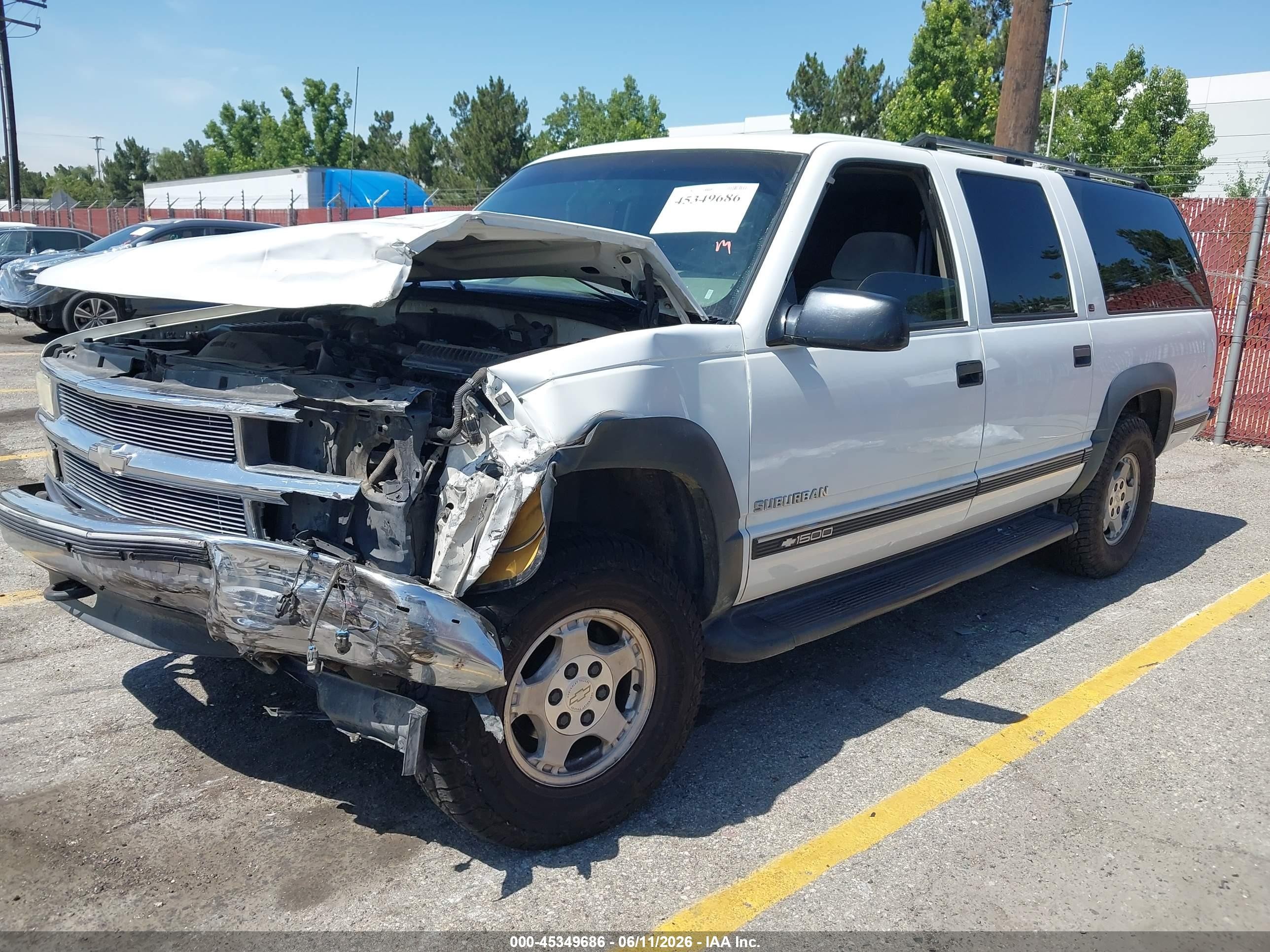 1999 Chevrolet Suburban Lt White vin: 3GNFK16R4XG109204