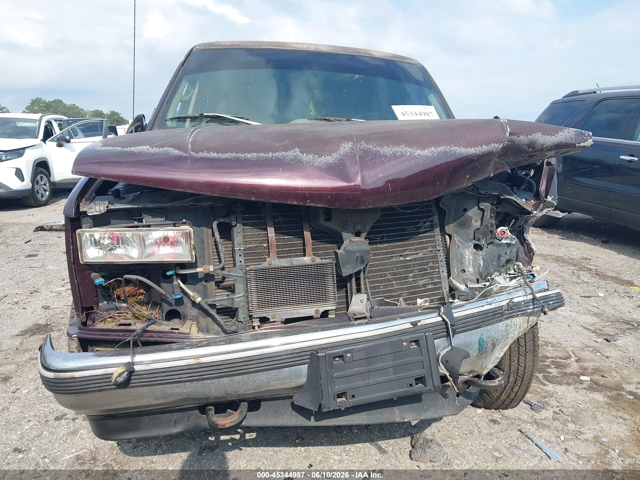 1996 Chevrolet Suburban K1500 Burgundy vin: 3GNFK16R5TG137216