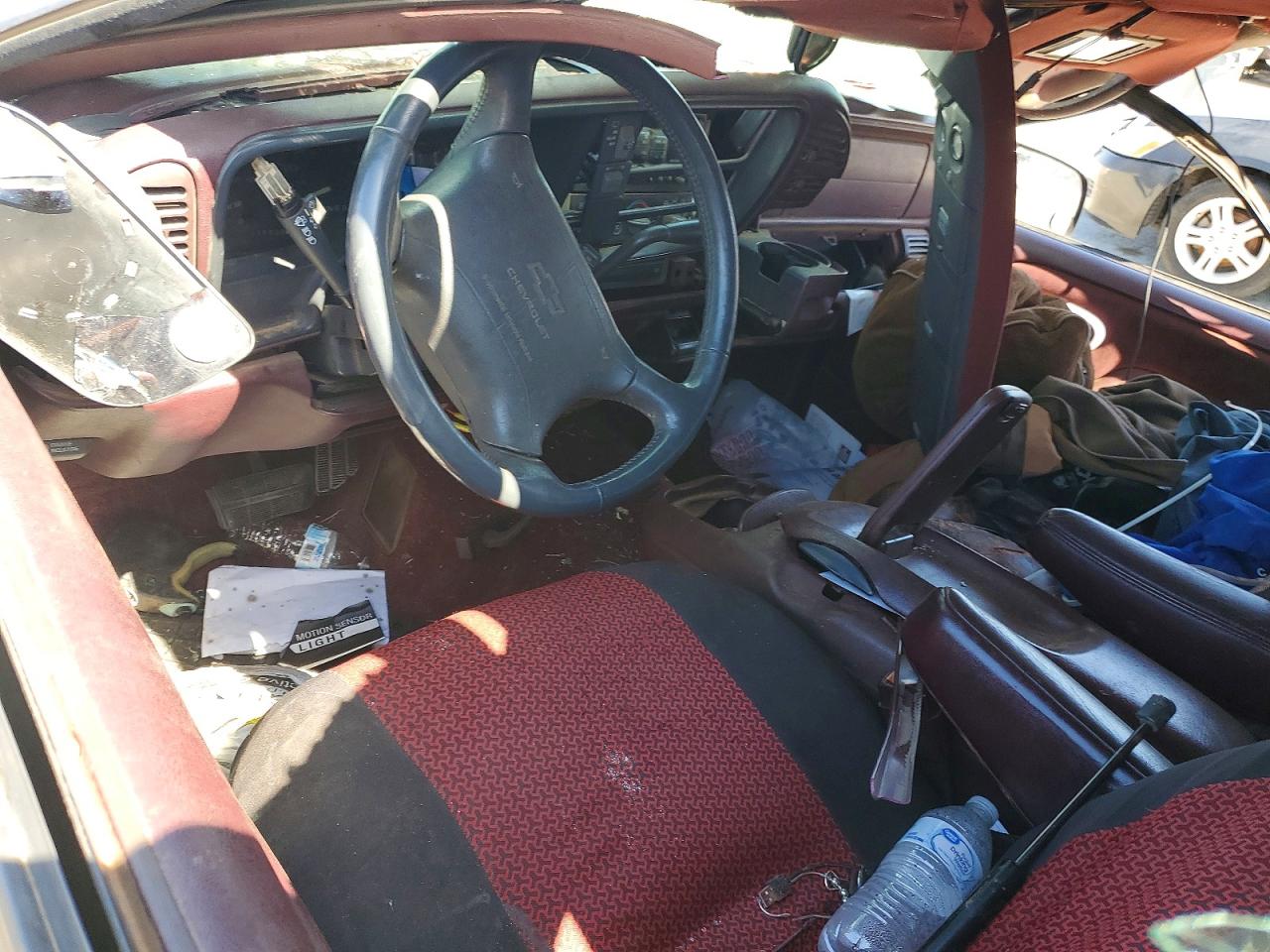 1997 Chevrolet Suburban K1500 Purple vin: 3GNFK16R5VG112111