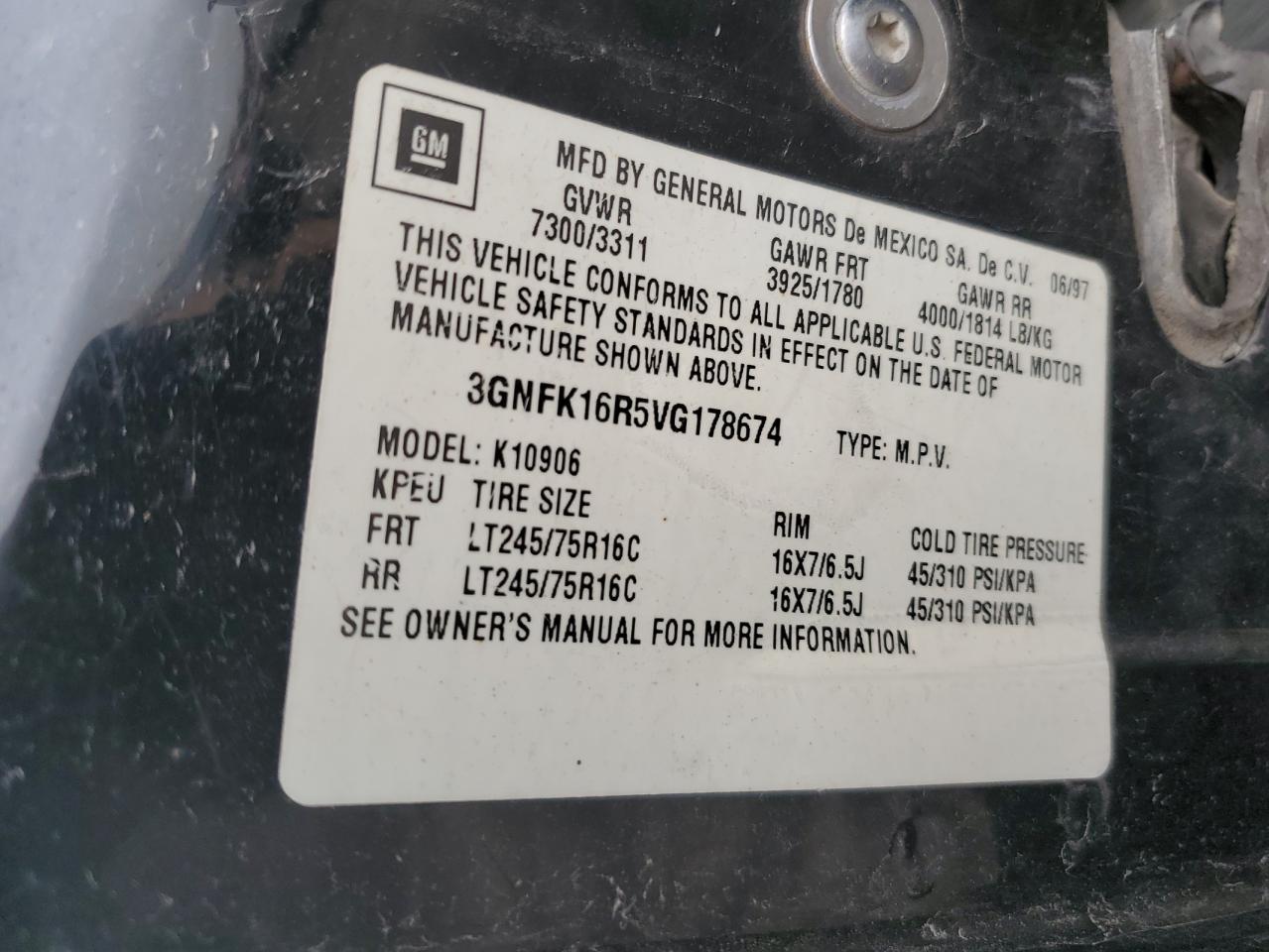 1997 Chevrolet Suburban K1500 Угольный vin: 3GNFK16R5VG178674