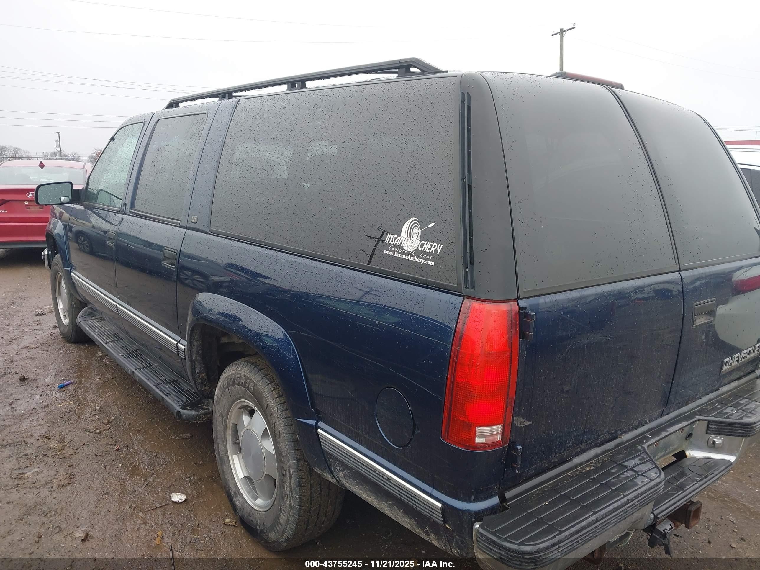 1997 Chevrolet Suburban 1500   Blue vin: 3GNFK16R5VG189156
