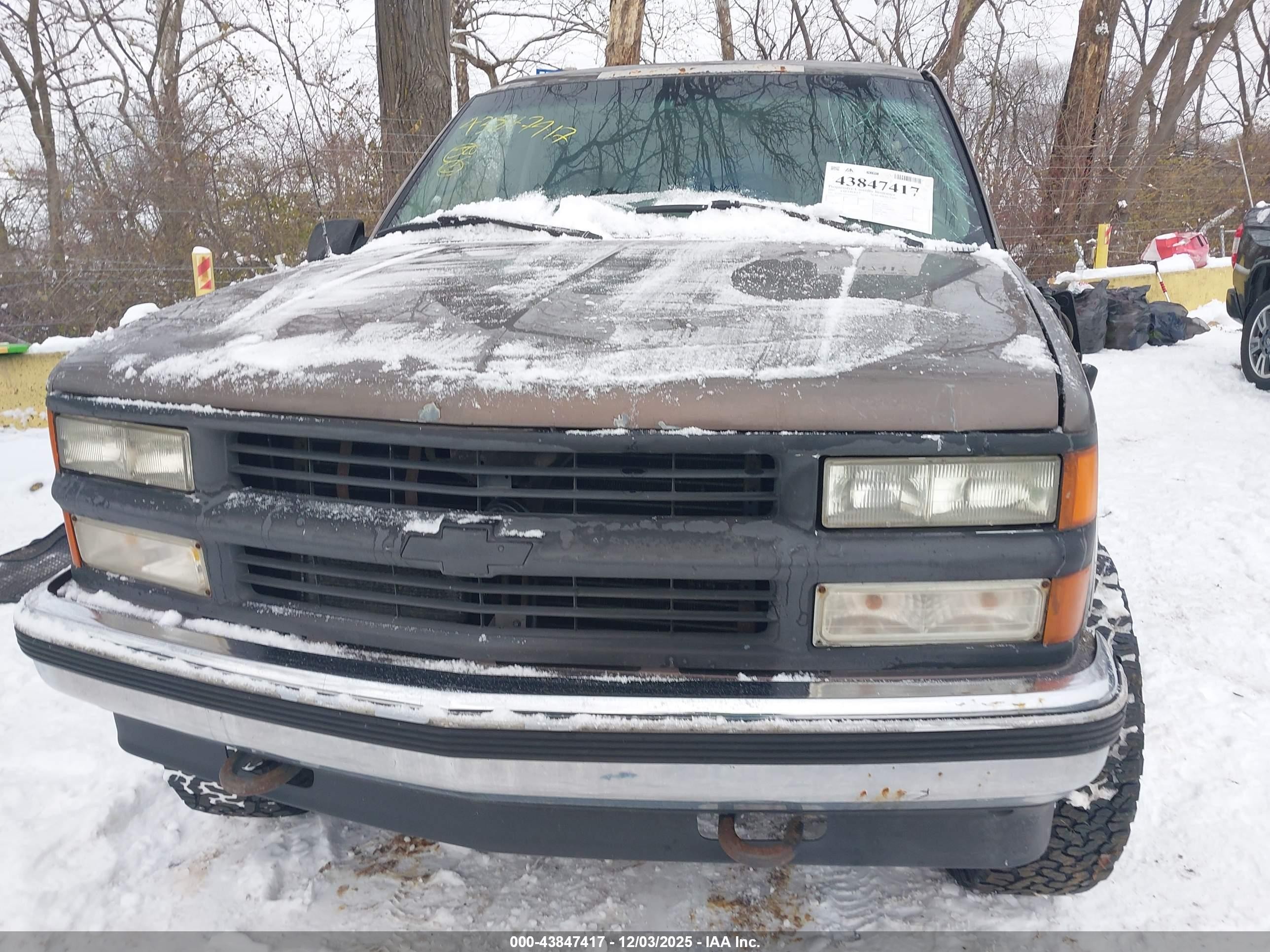 1997 Chevrolet Suburban 1500   Brown vin: 3GNFK16R5VG193532