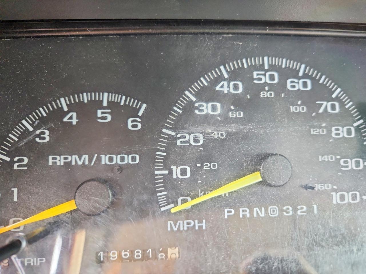 1998 Chevrolet Suburban K1500 Tan vin: 3GNFK16R5WG112479