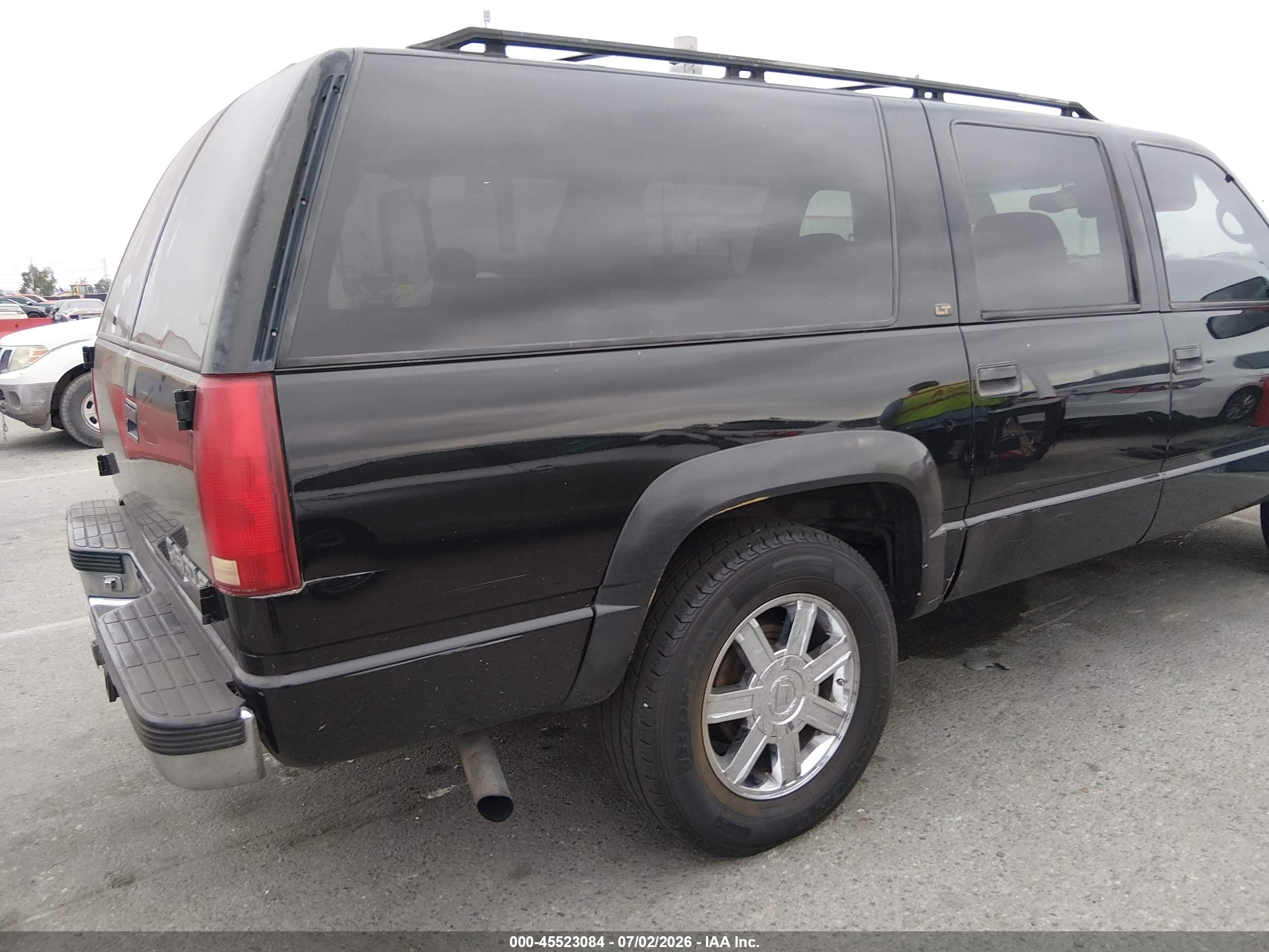 1999 Chevrolet Suburban Lt Black vin: 3GNFK16R5XG142146