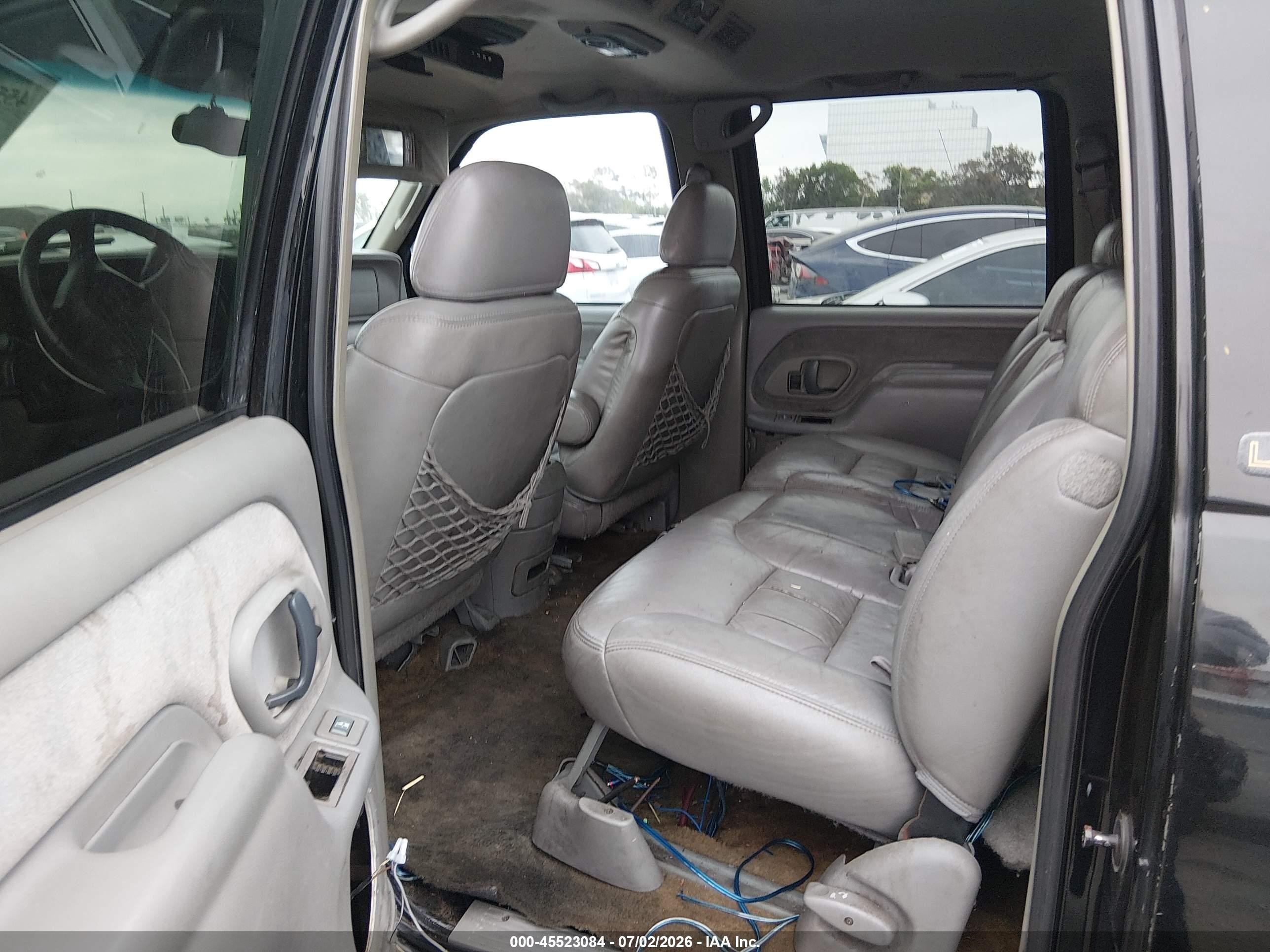1999 Chevrolet Suburban Lt Black vin: 3GNFK16R5XG142146