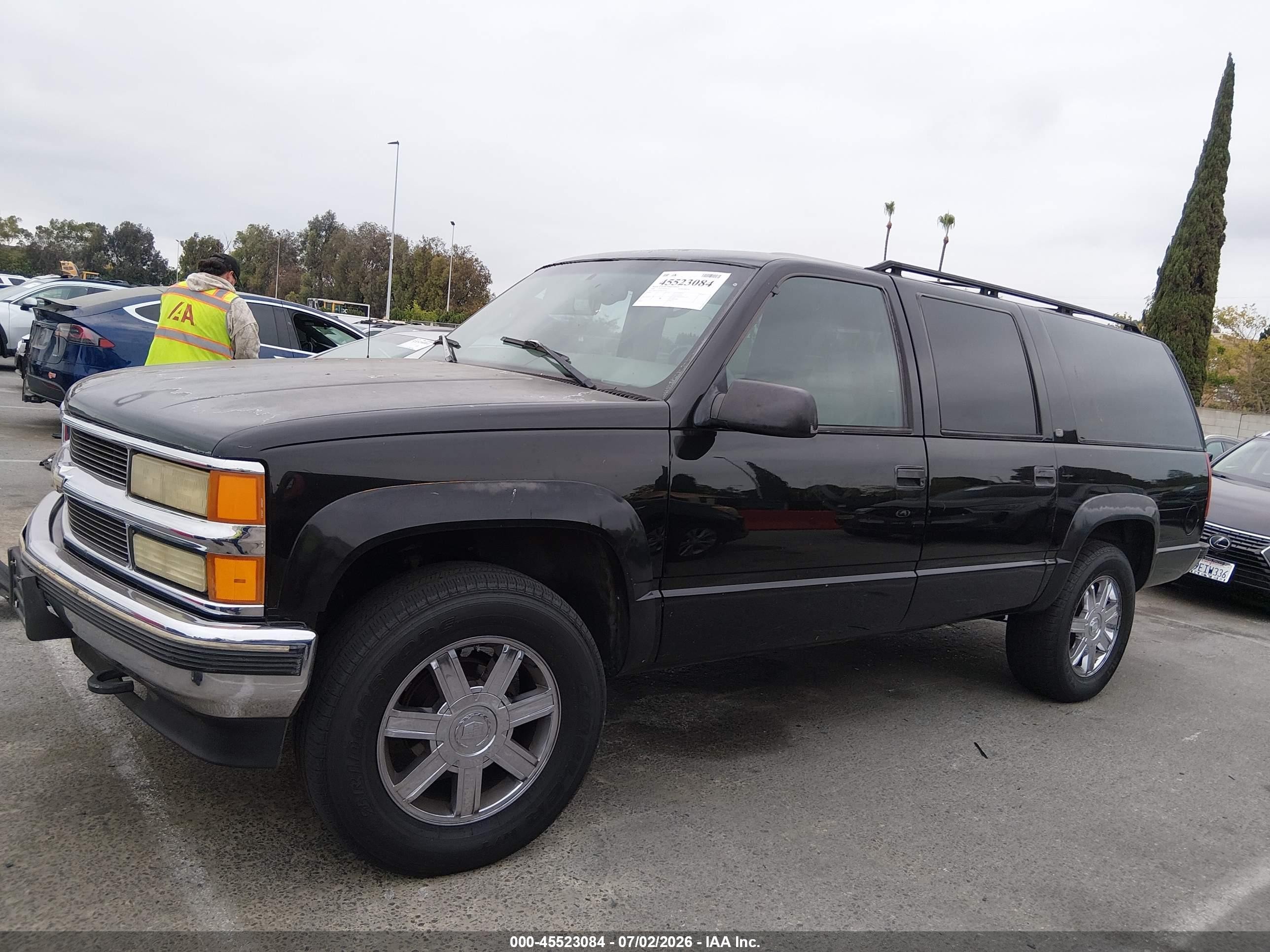 1999 Chevrolet Suburban Lt Black vin: 3GNFK16R5XG142146