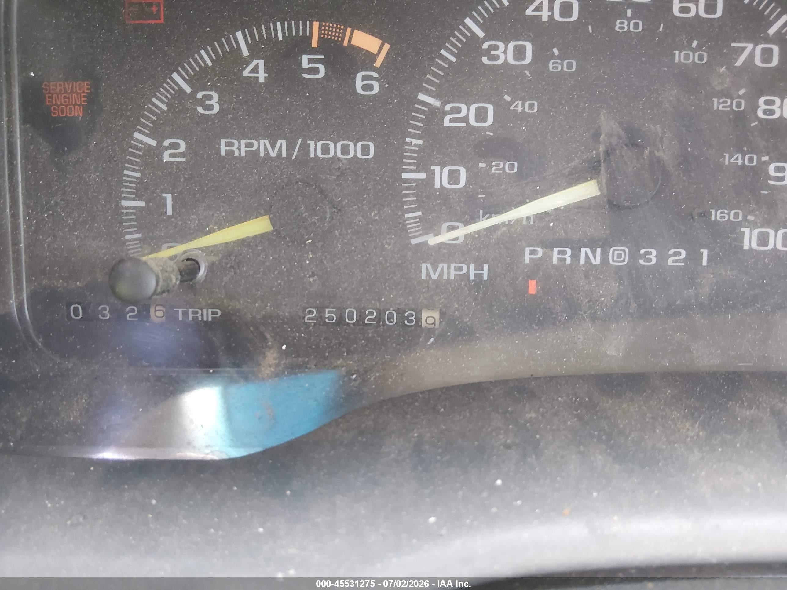 1996 Chevrolet Suburban K1500 Red vin: 3GNFK16R6TG156258