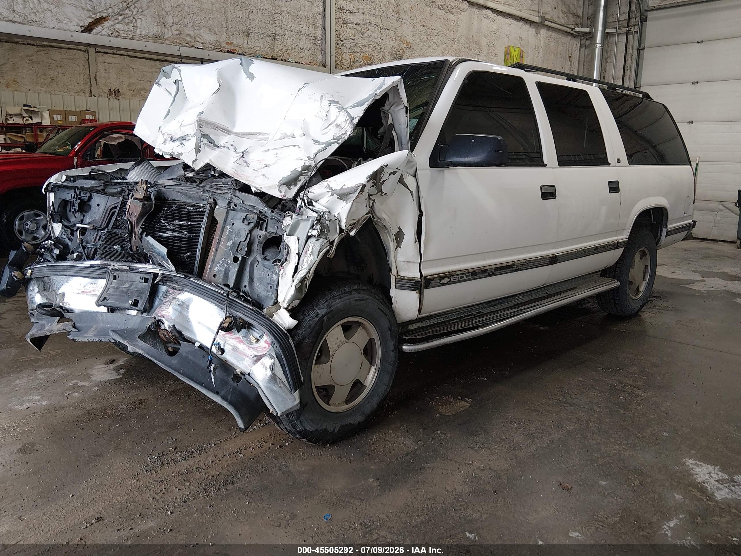 1999 Chevrolet Suburban Lt White vin: 3GNFK16R6XG247309