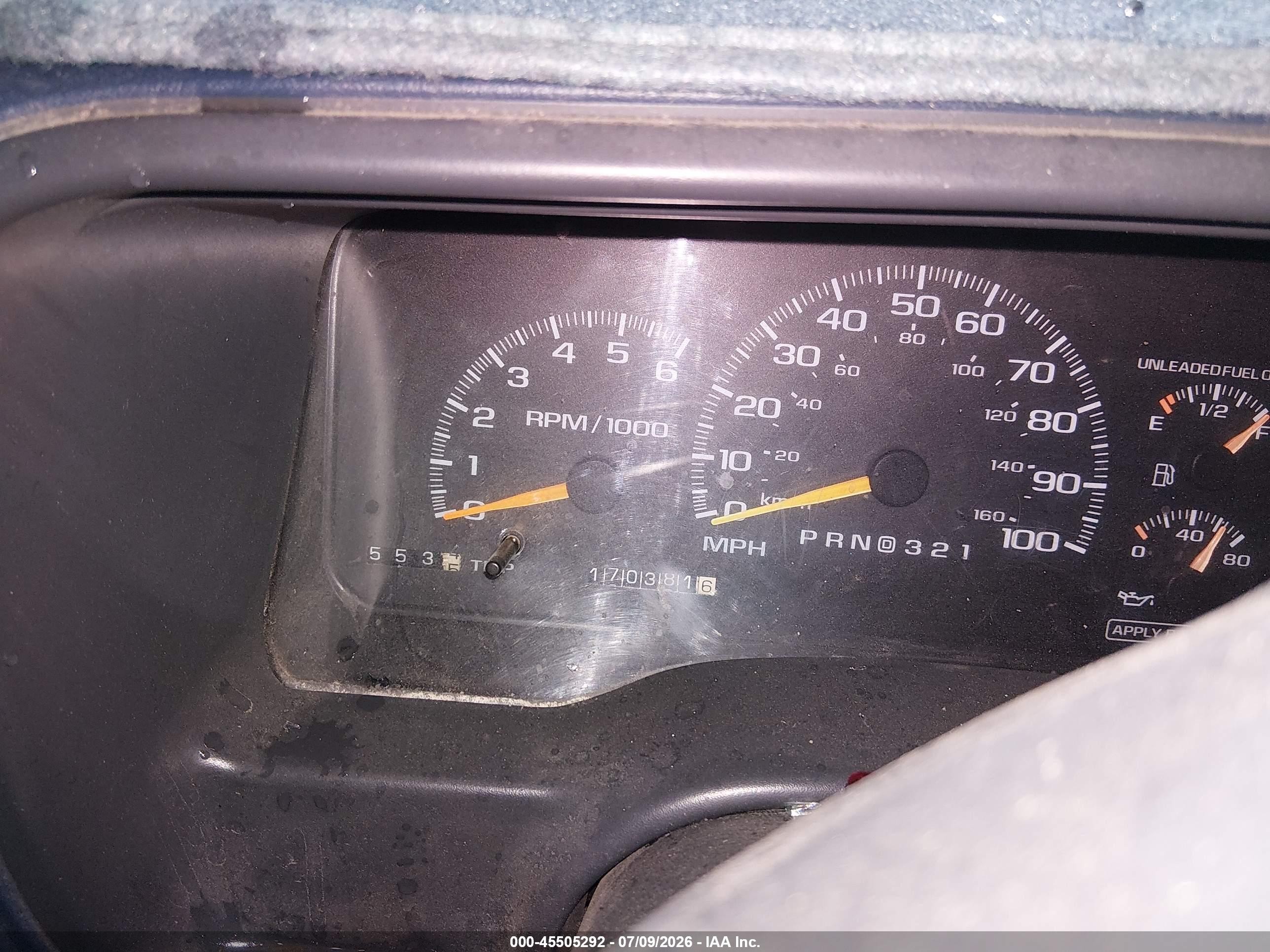 1999 Chevrolet Suburban Lt White vin: 3GNFK16R6XG247309