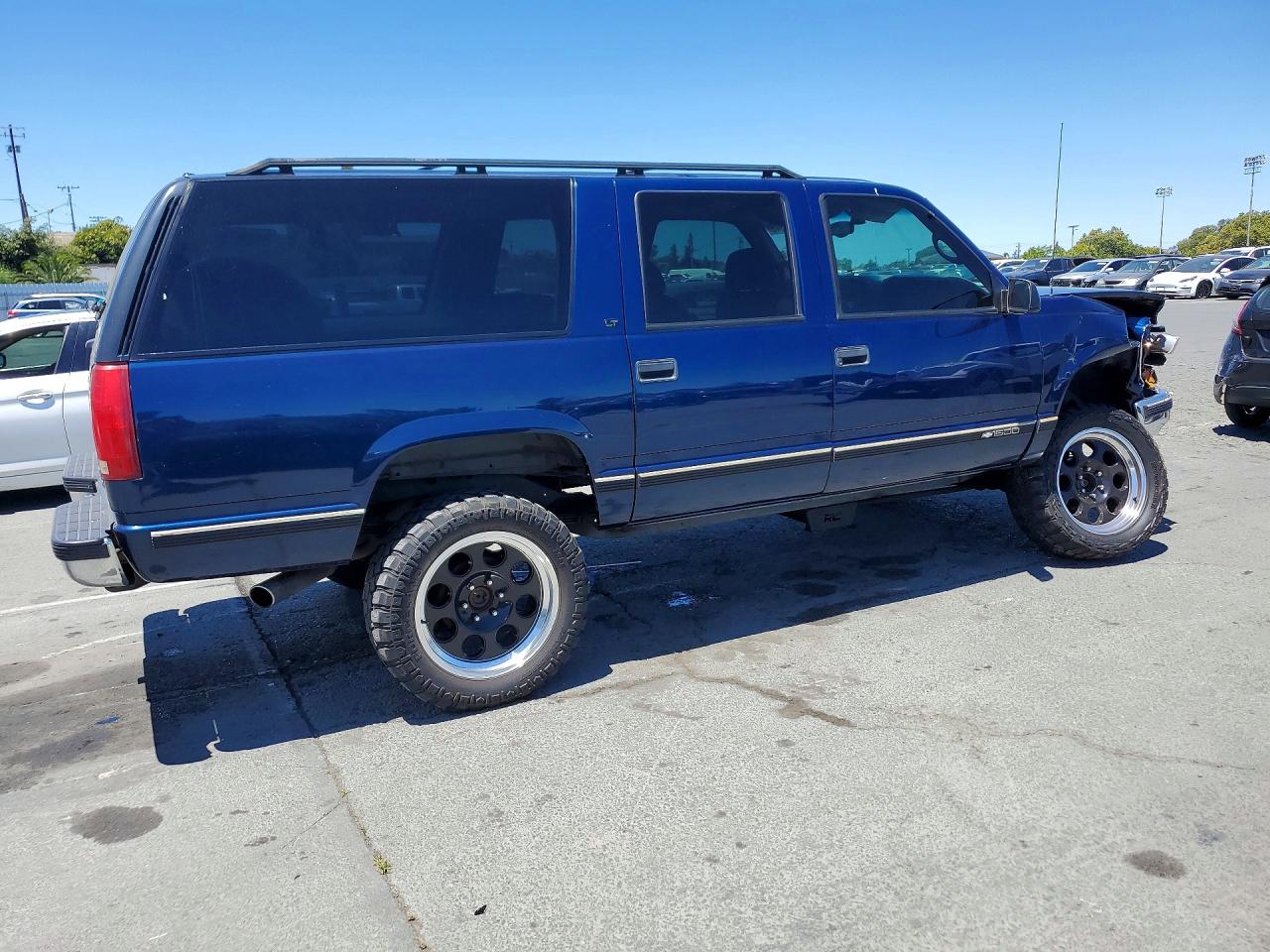 1999 Chevrolet Suburban K1500 Blue vin: 3GNFK16R7XG121525