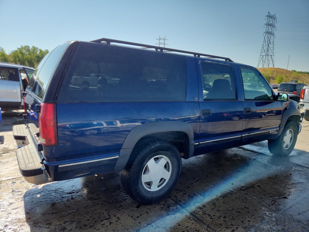 1997 Chevrolet Suburban K1500 Синий vin: 3GNFK16R8VG154904