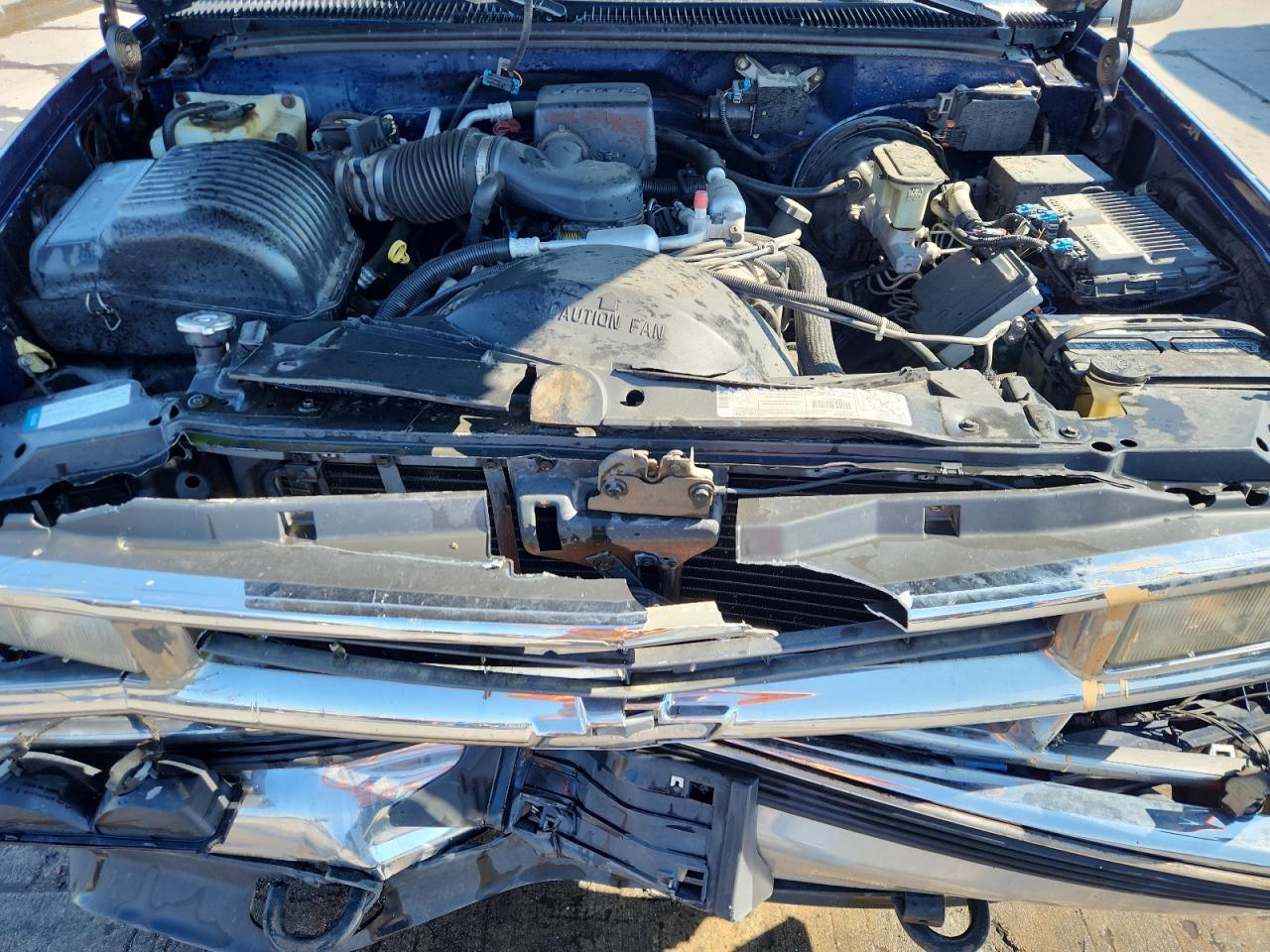 1997 Chevrolet Suburban K1500 Синий vin: 3GNFK16R8VG154904