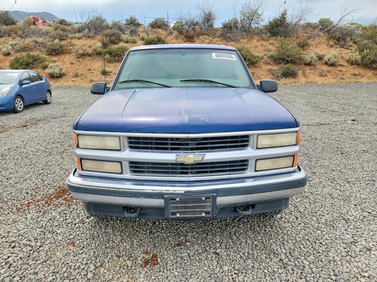 1999 Chevrolet Suburban K1500 Blue vin: 3GNFK16R8XG222878