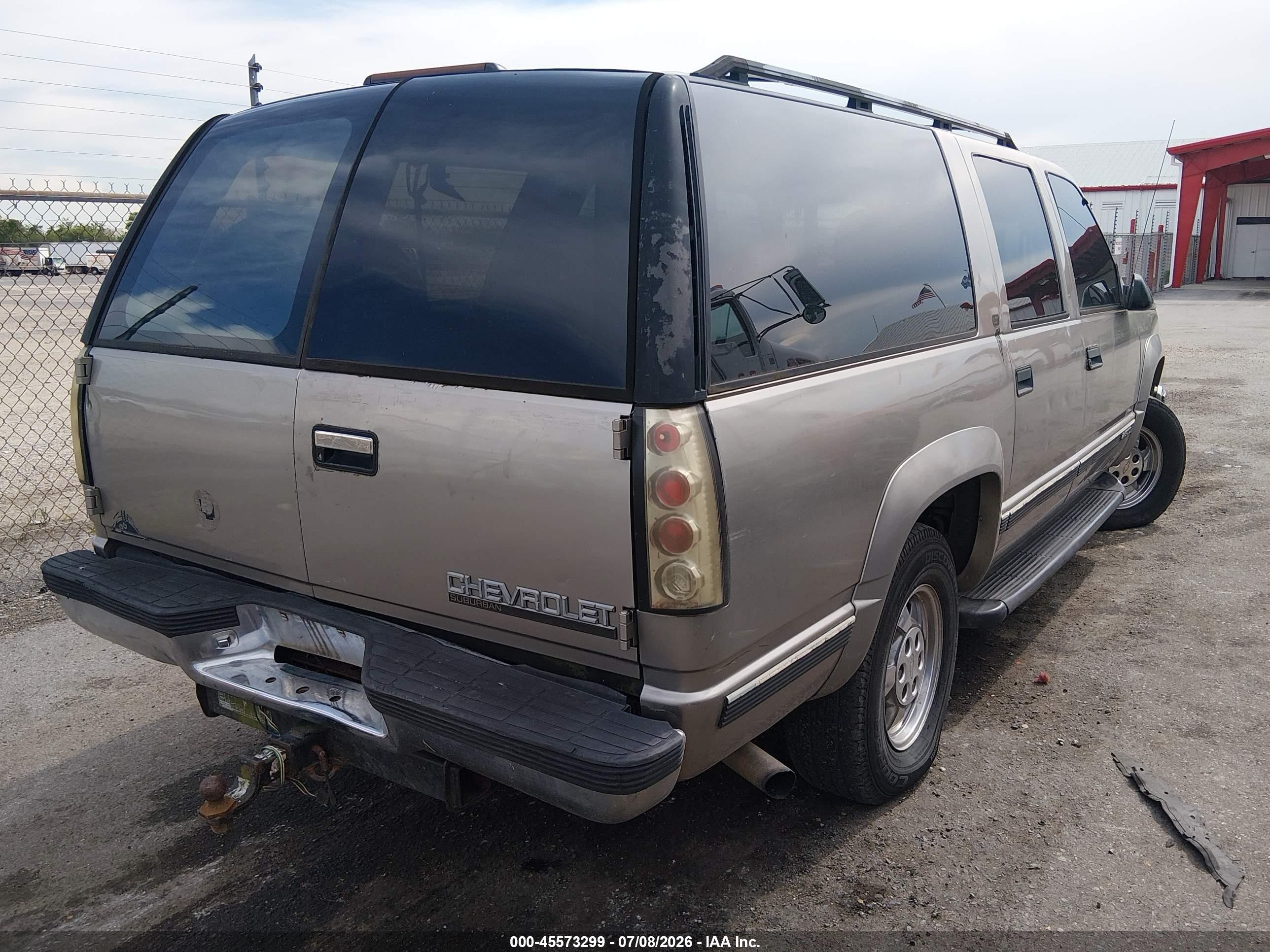 1999 Chevrolet Suburban Lt Beige vin: 3GNFK16R9XG146183
