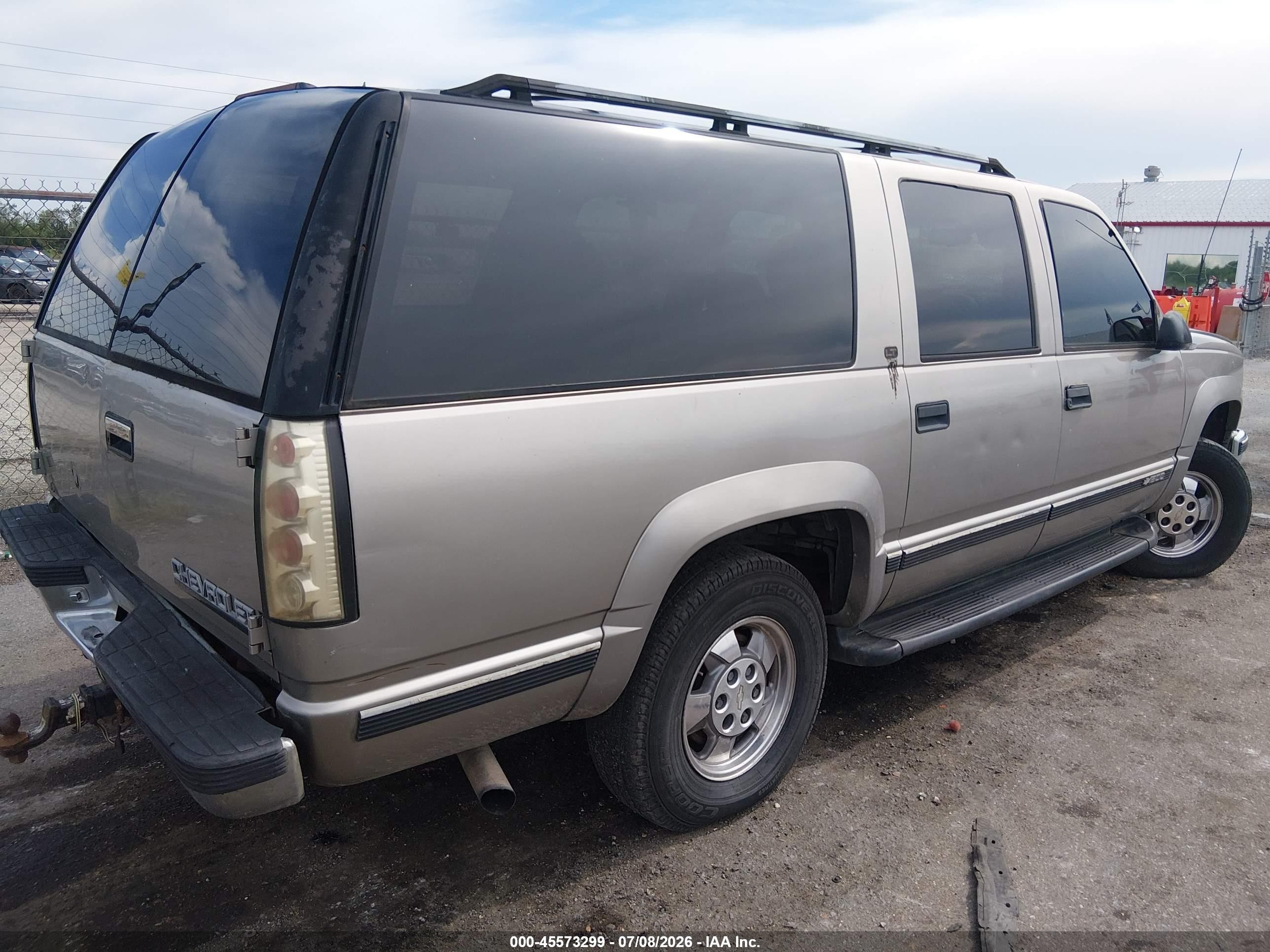 1999 Chevrolet Suburban Lt Beige vin: 3GNFK16R9XG146183