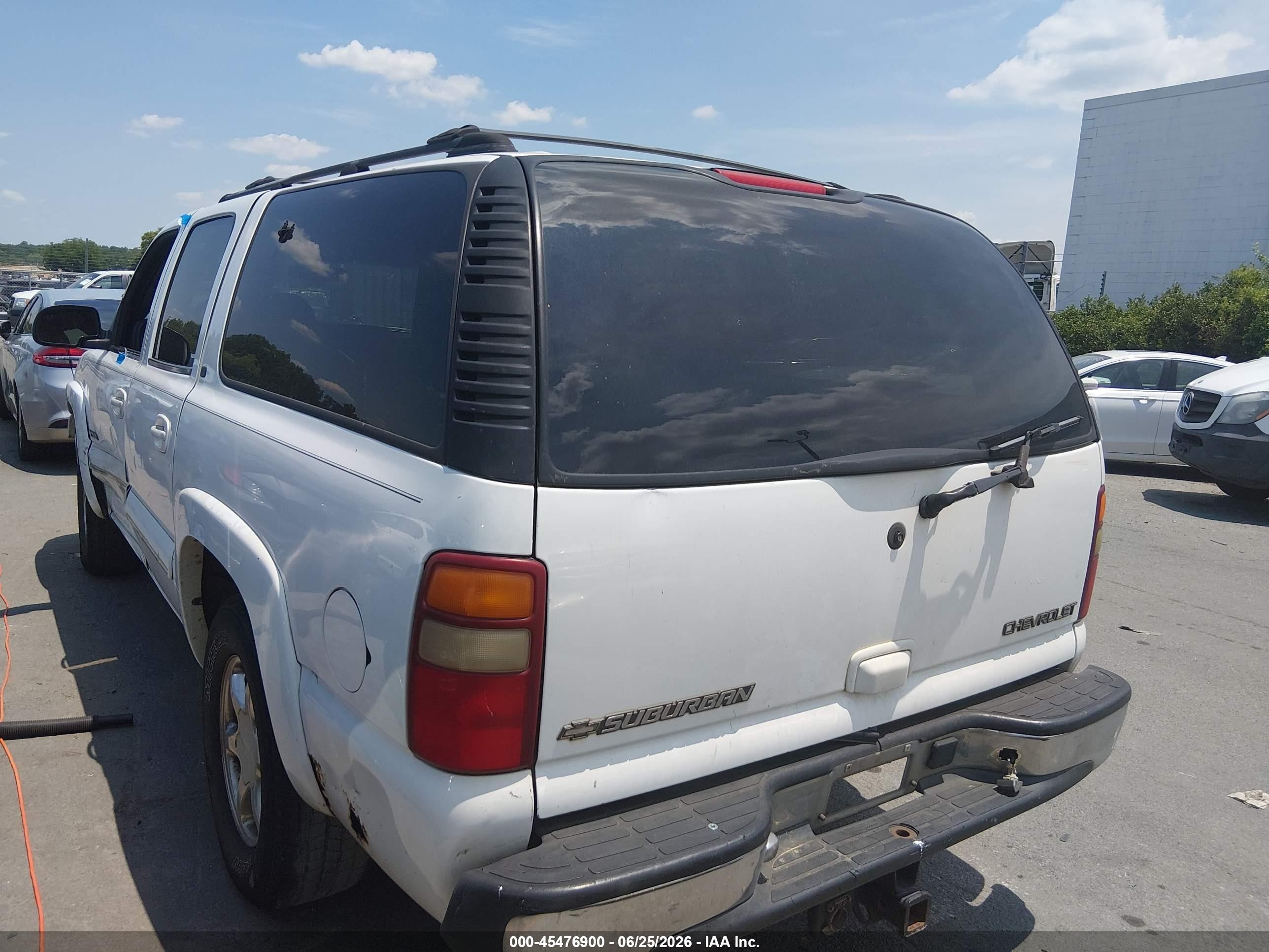 2001 Chevrolet Suburban 1500 Lt White vin: 3GNFK16T01G114967