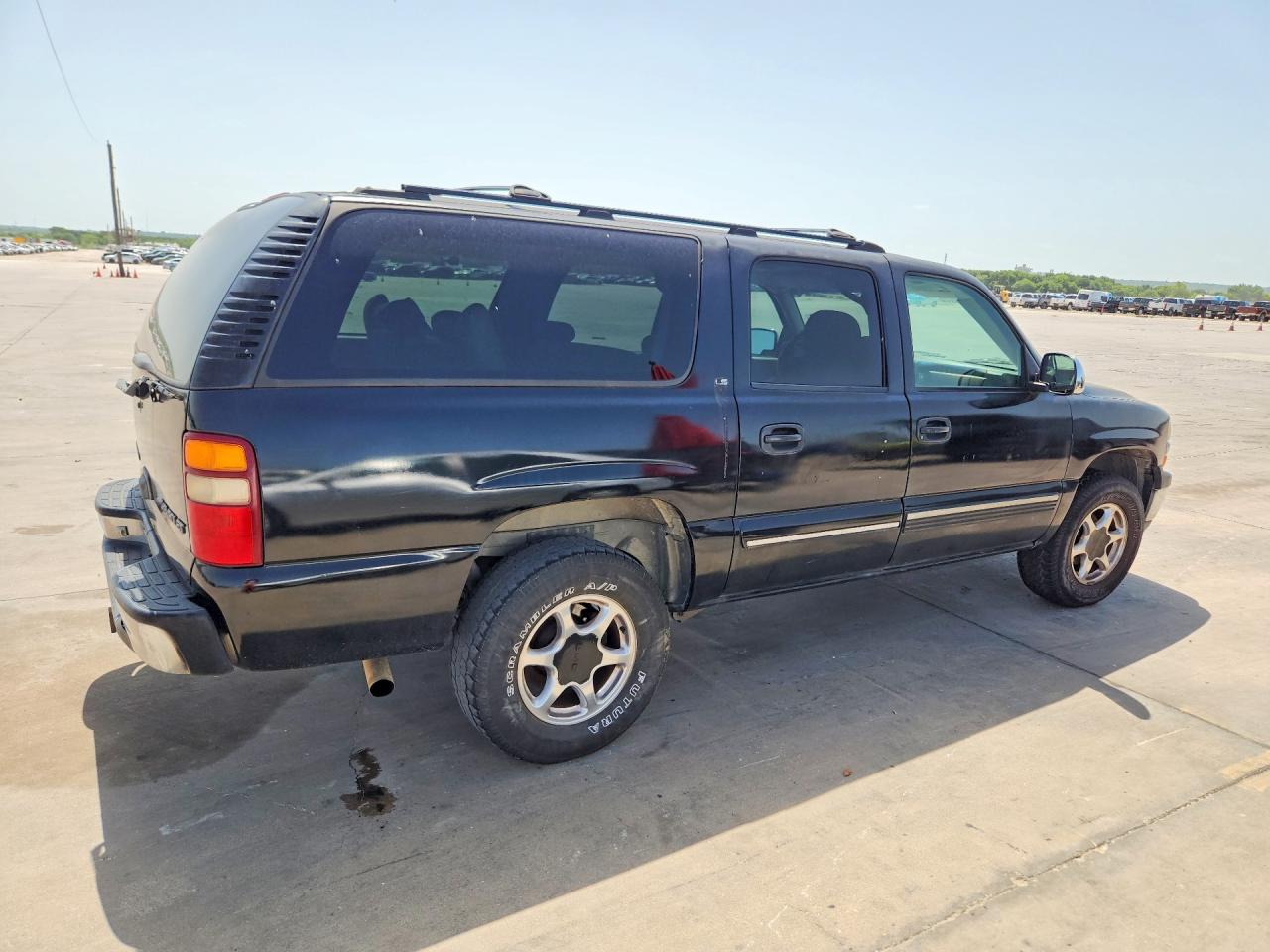 2001 Chevrolet Suburban K1500 Black vin: 3GNFK16T01G285069